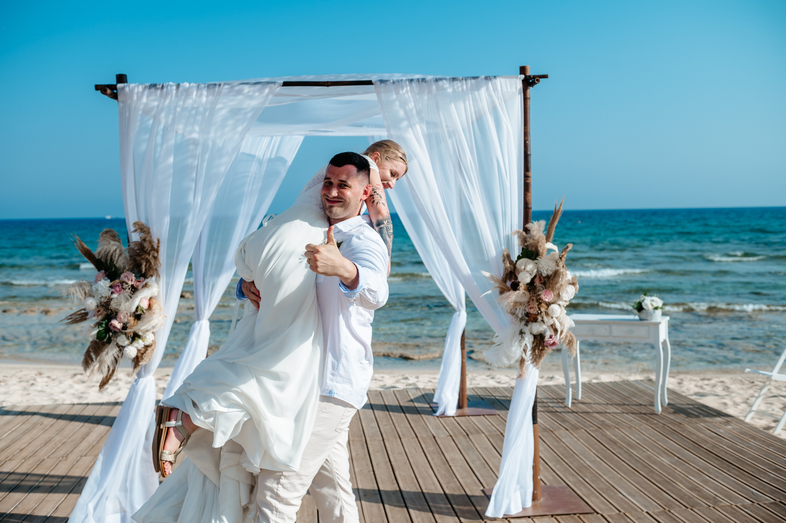 Ceremony sirens beach. AdrianOltean.wfolio.pro