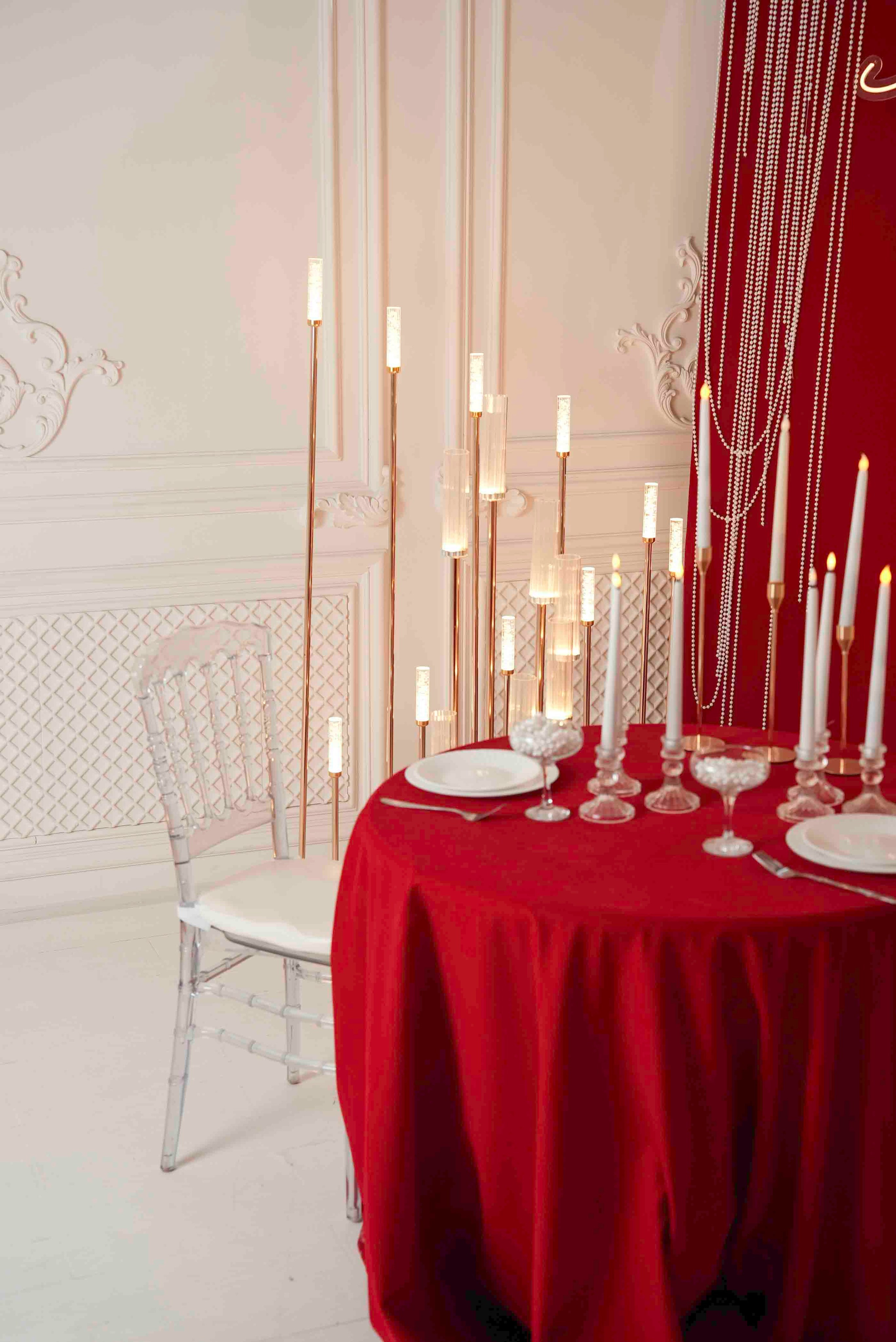 Зал «Light» — (ул.Мукими, 1А). 2astudio.uz