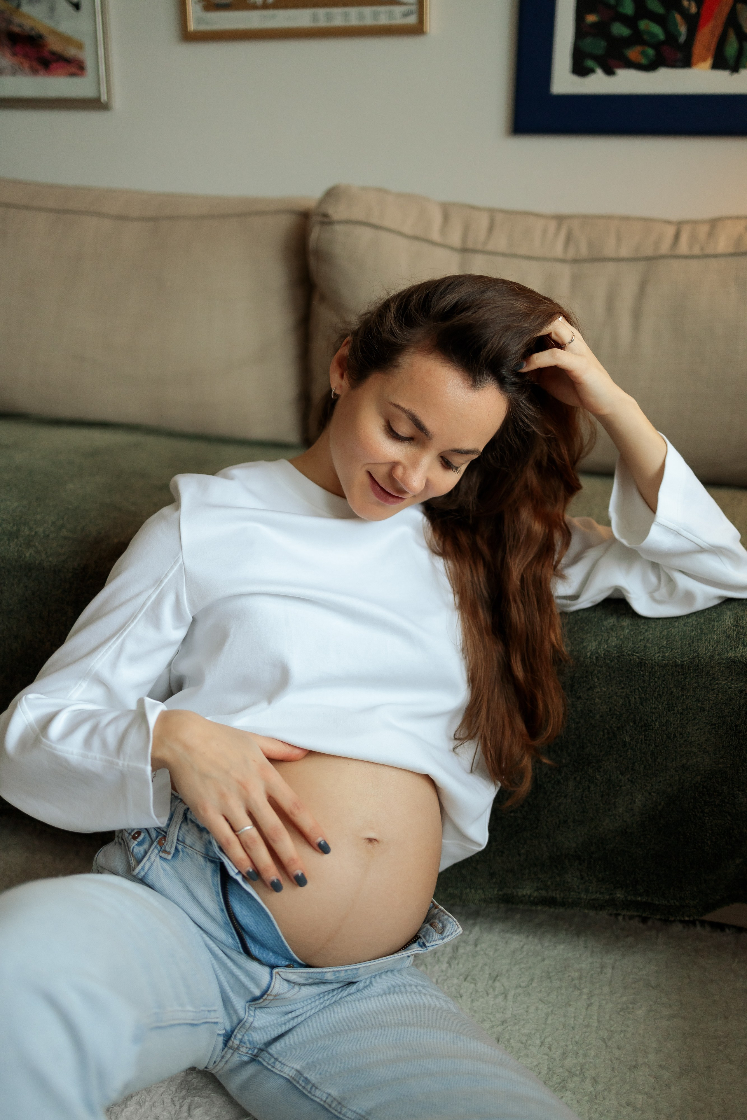 Pregnancy shooting at home. Elena Gorobets. Photographer in Zagreb