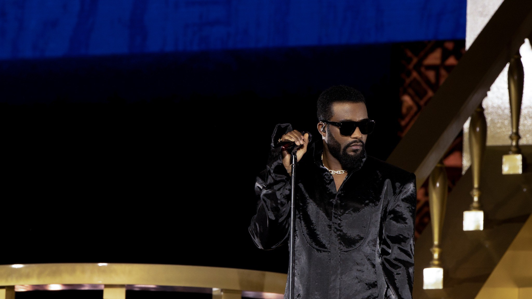 FALLY IPUPA — STADE DE FRANCE. KALEM’S