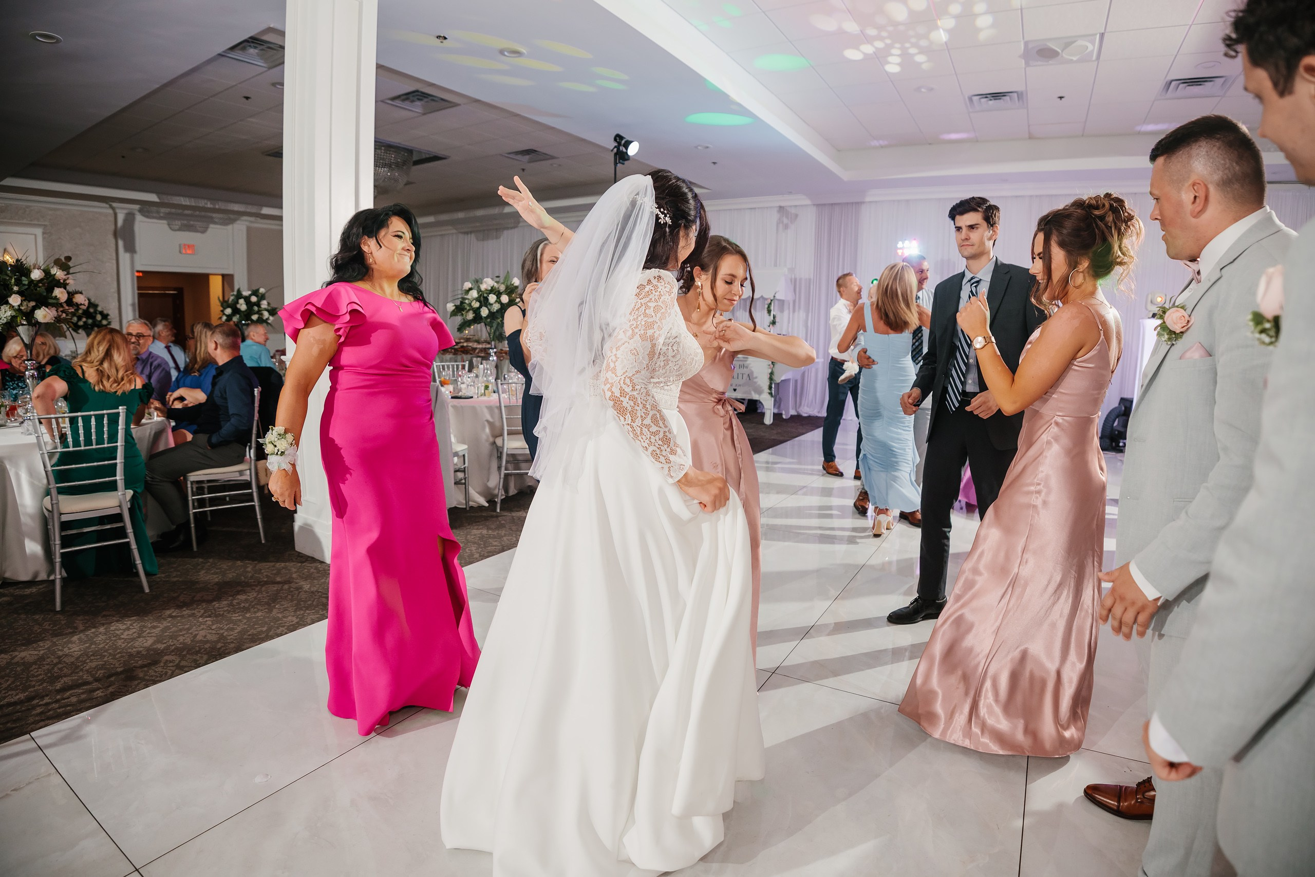 31.08.2024 Wedding. Wedding family event photographer in Chicago Nick Yushevich