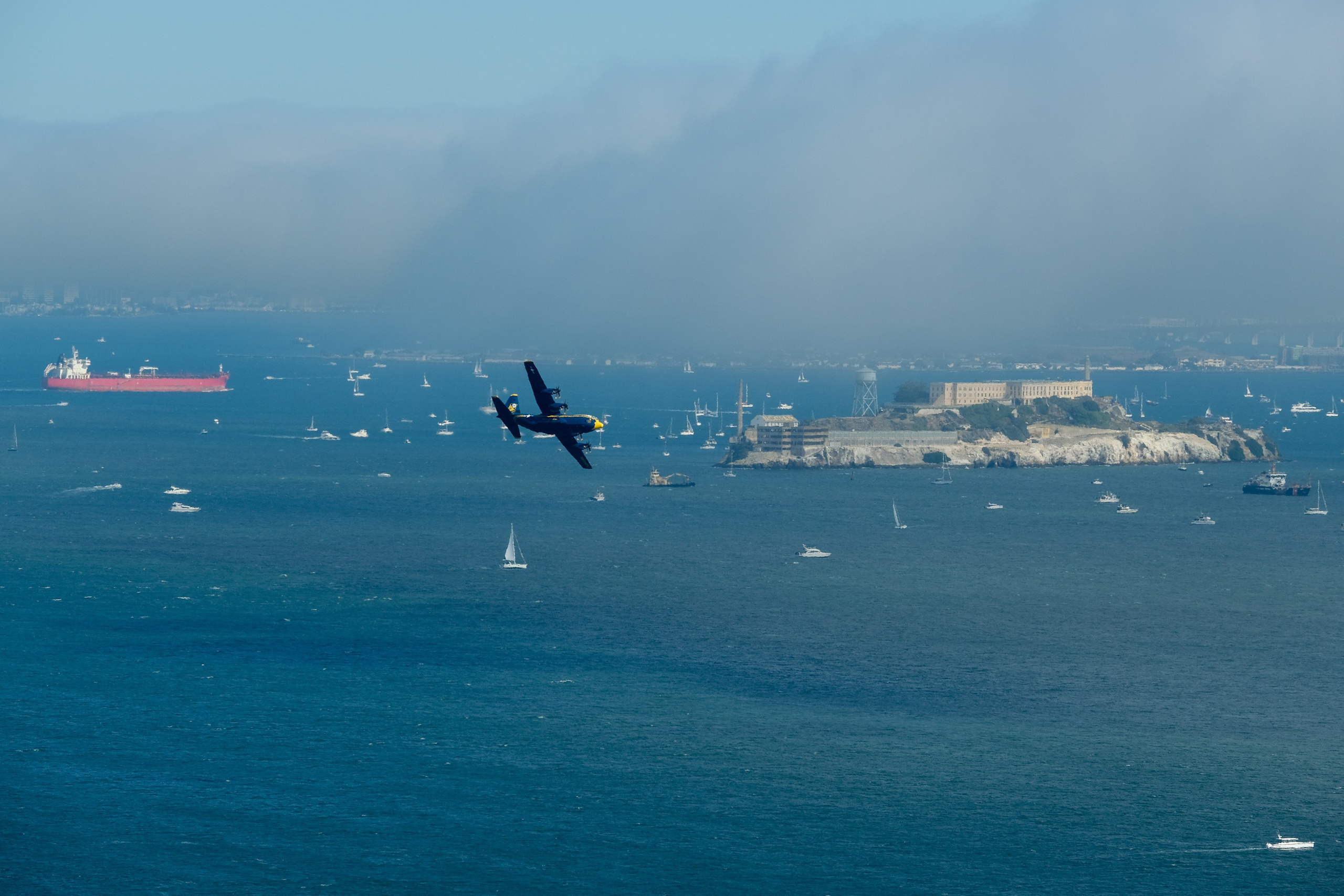 BLUE ANGEL. Reportage concert portrait photography in the San Francisco Bay Area