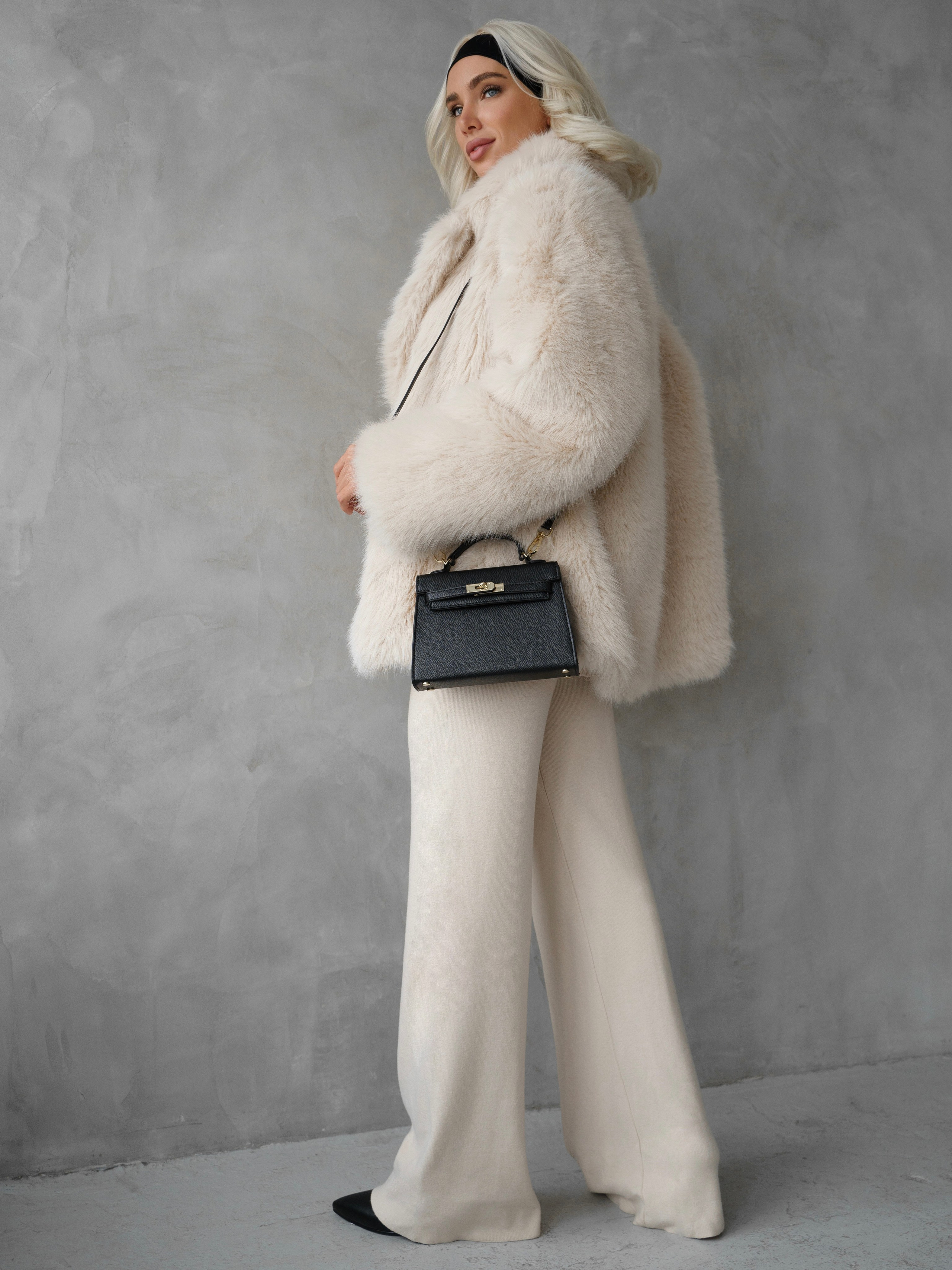 Winter lookbook WanMei. Stylist