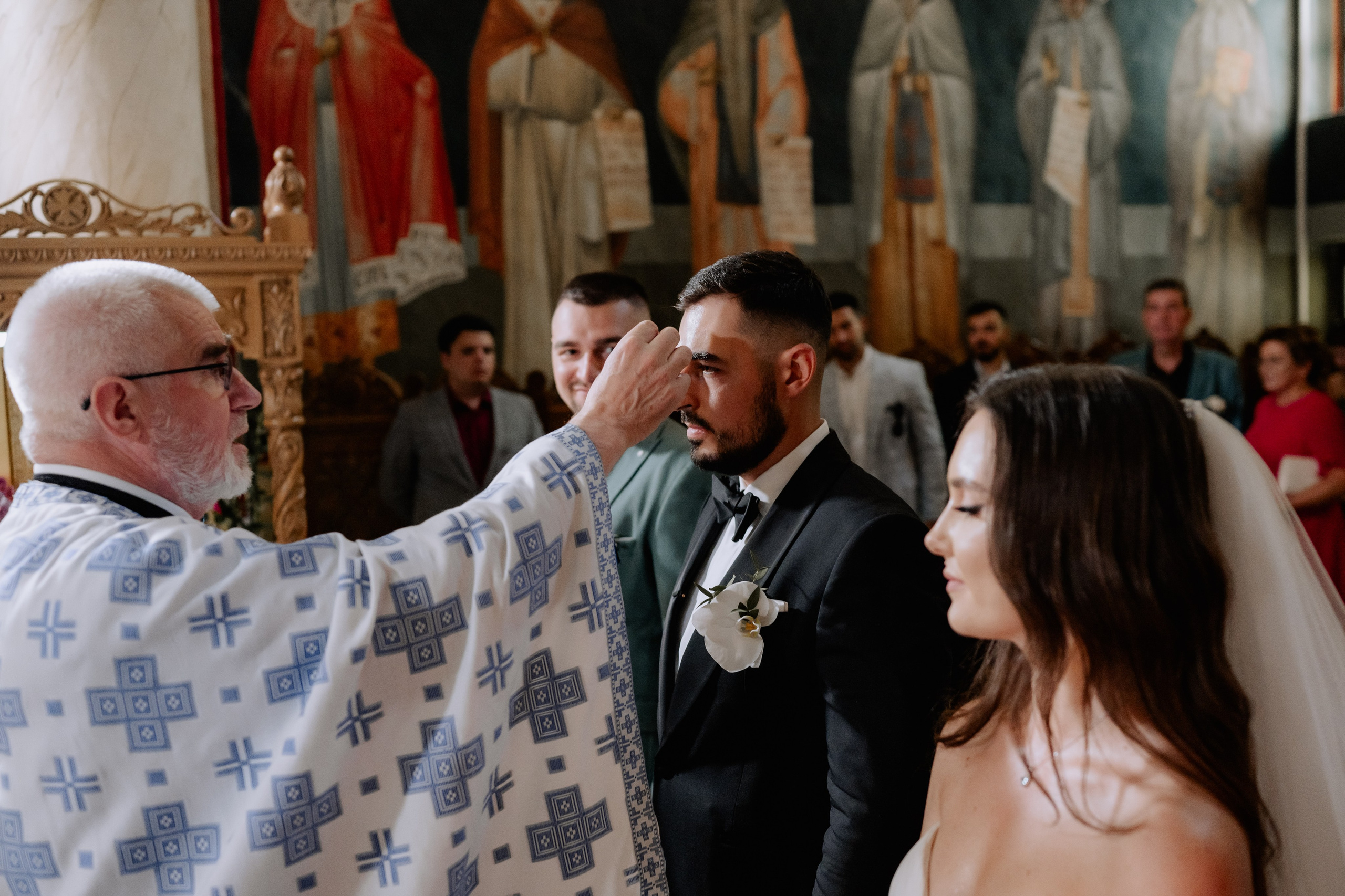 Cununie civila in aer liber , artificii de zi colorate , decor nunta , nunta la Hotel Traian. Proud Vision Weddings | Wedding Photography & Film — Servicii profesionale Foto Video Nunta Iasi