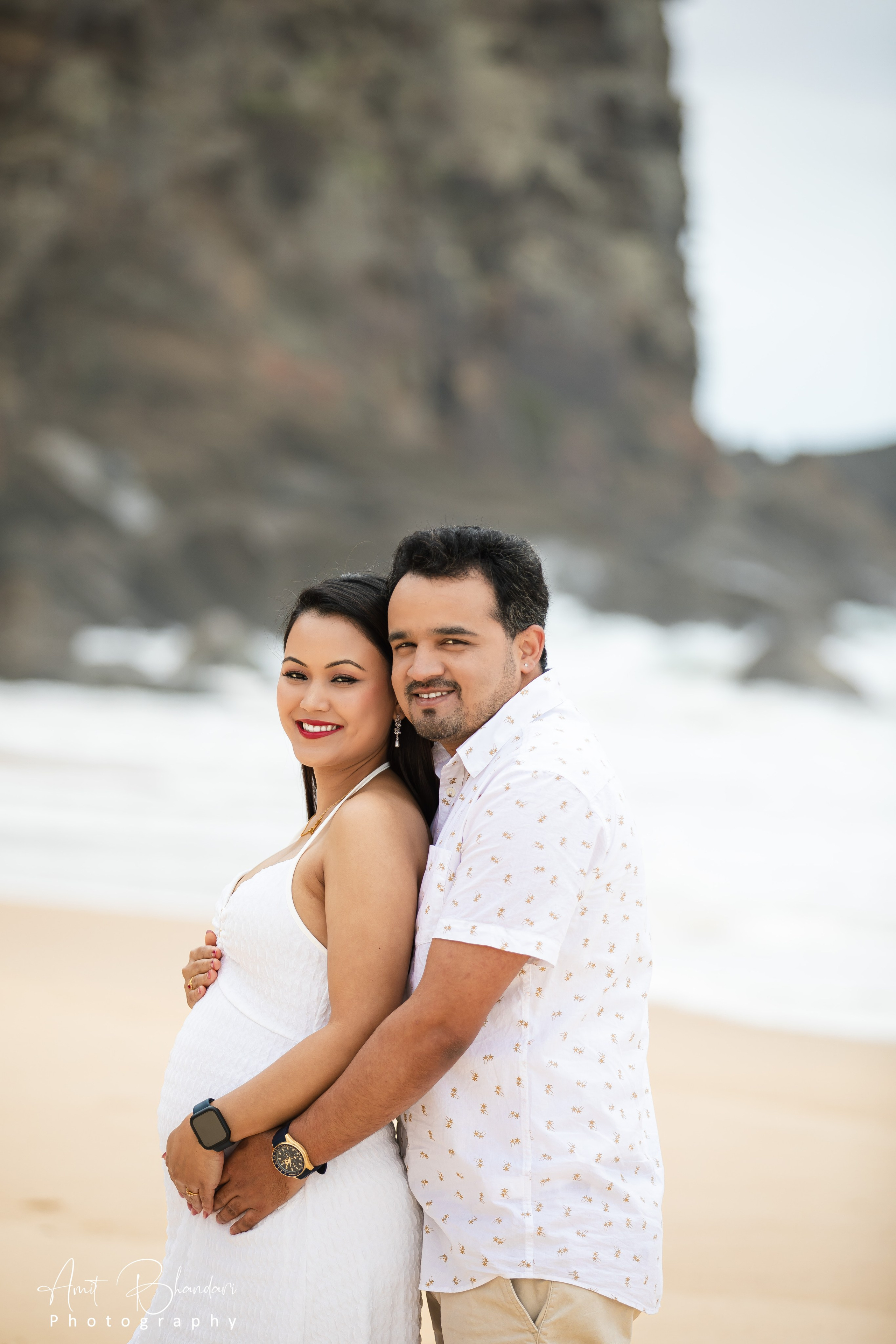 Outdoor Maternity Photoshoot. Freelance Photographer in Newcastle & Central Coast