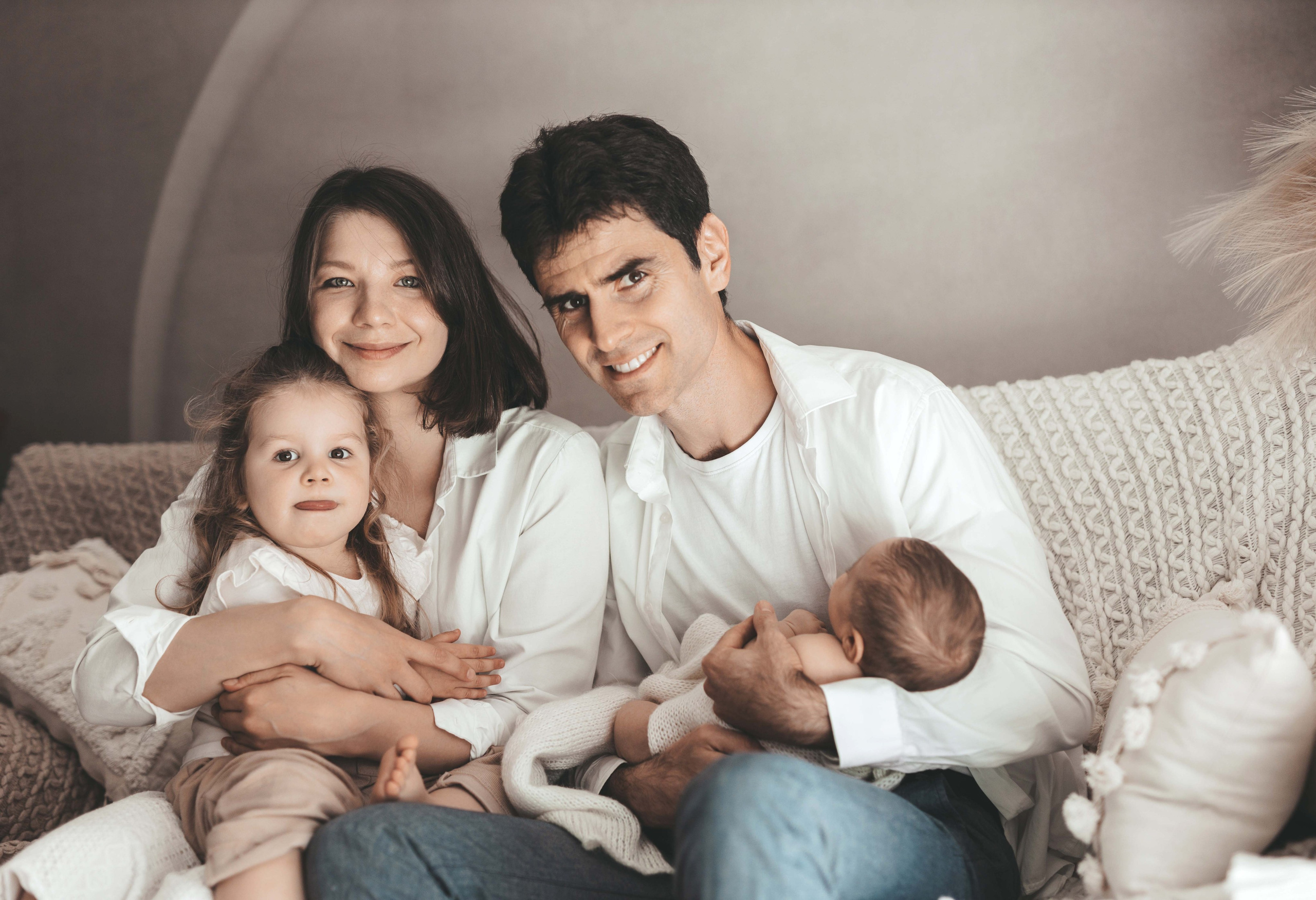 Newborn Natural. Newborn, kids, family photographer based near Zurich, Switzerland