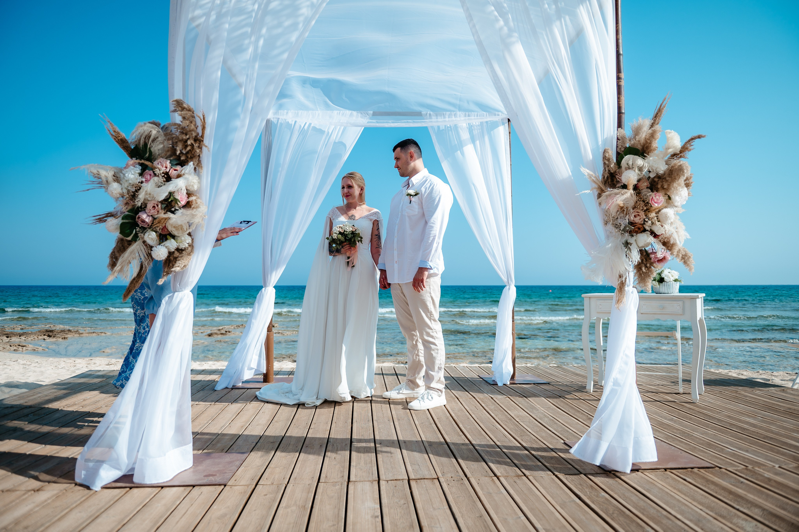 Ceremony sirens beach. AdrianOltean.wfolio.pro