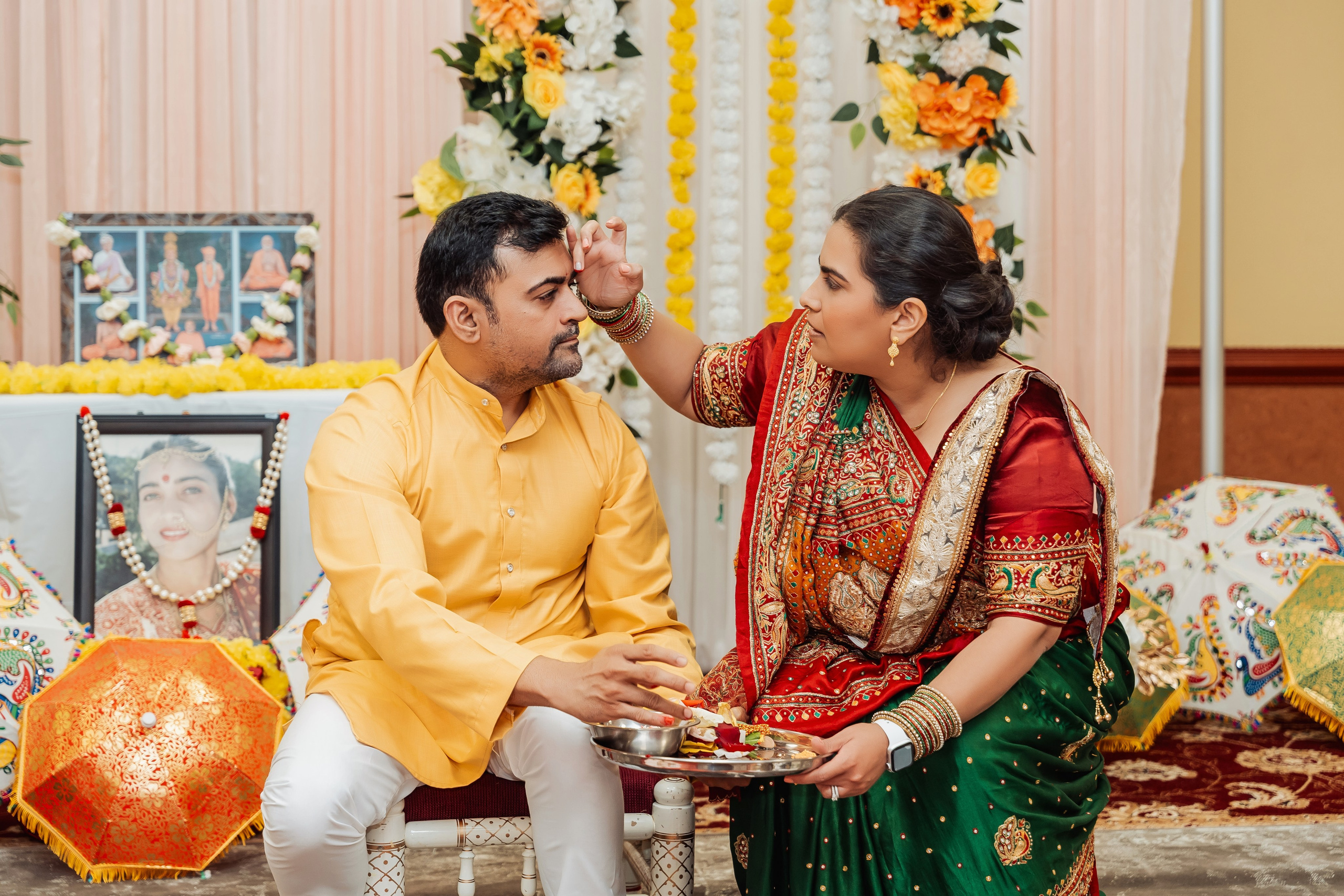 Darshil & Shailja. Wedding Photographer & Cinematographer studios