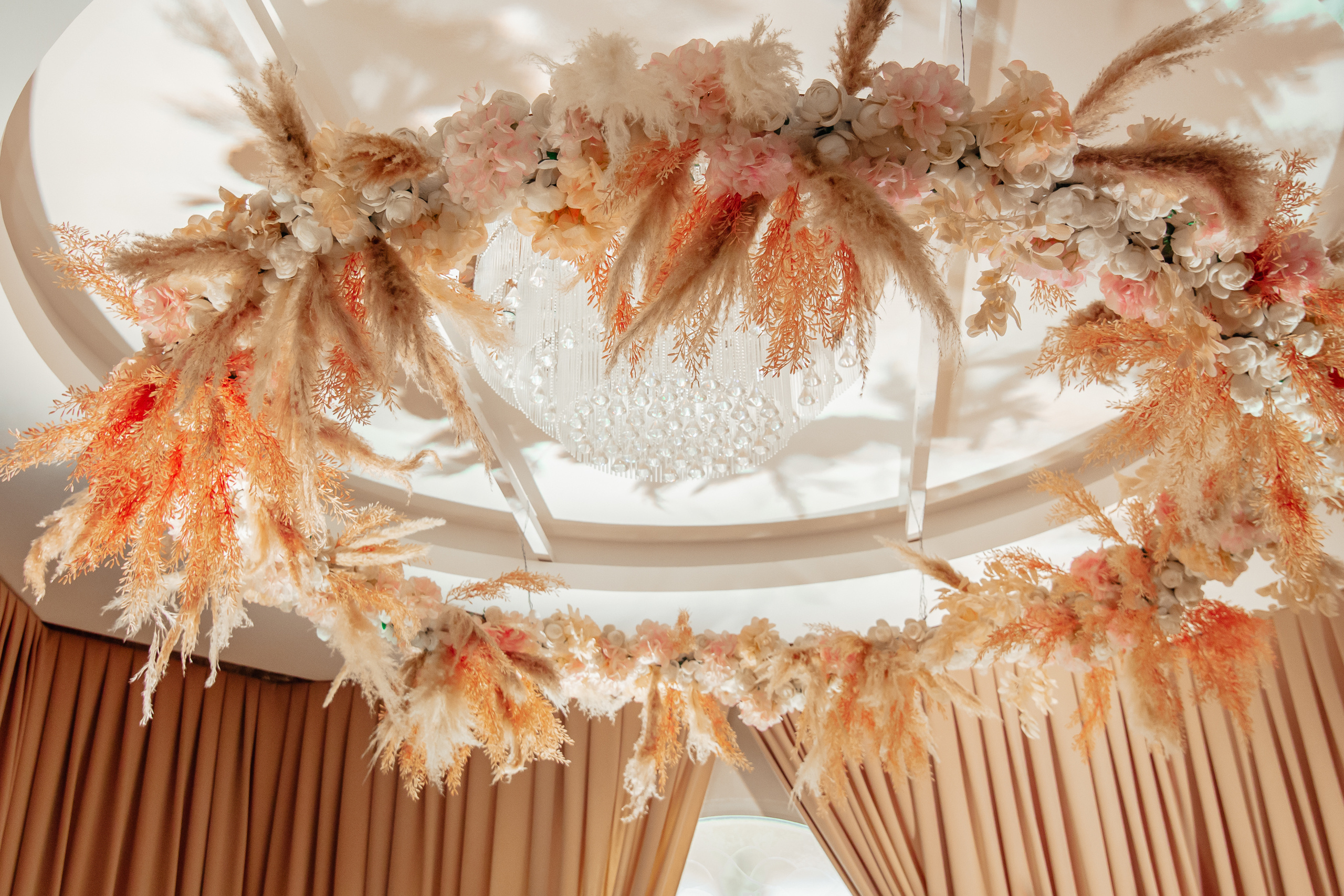 VIDEO EDITING. Wedding female photo and video studio in UAE