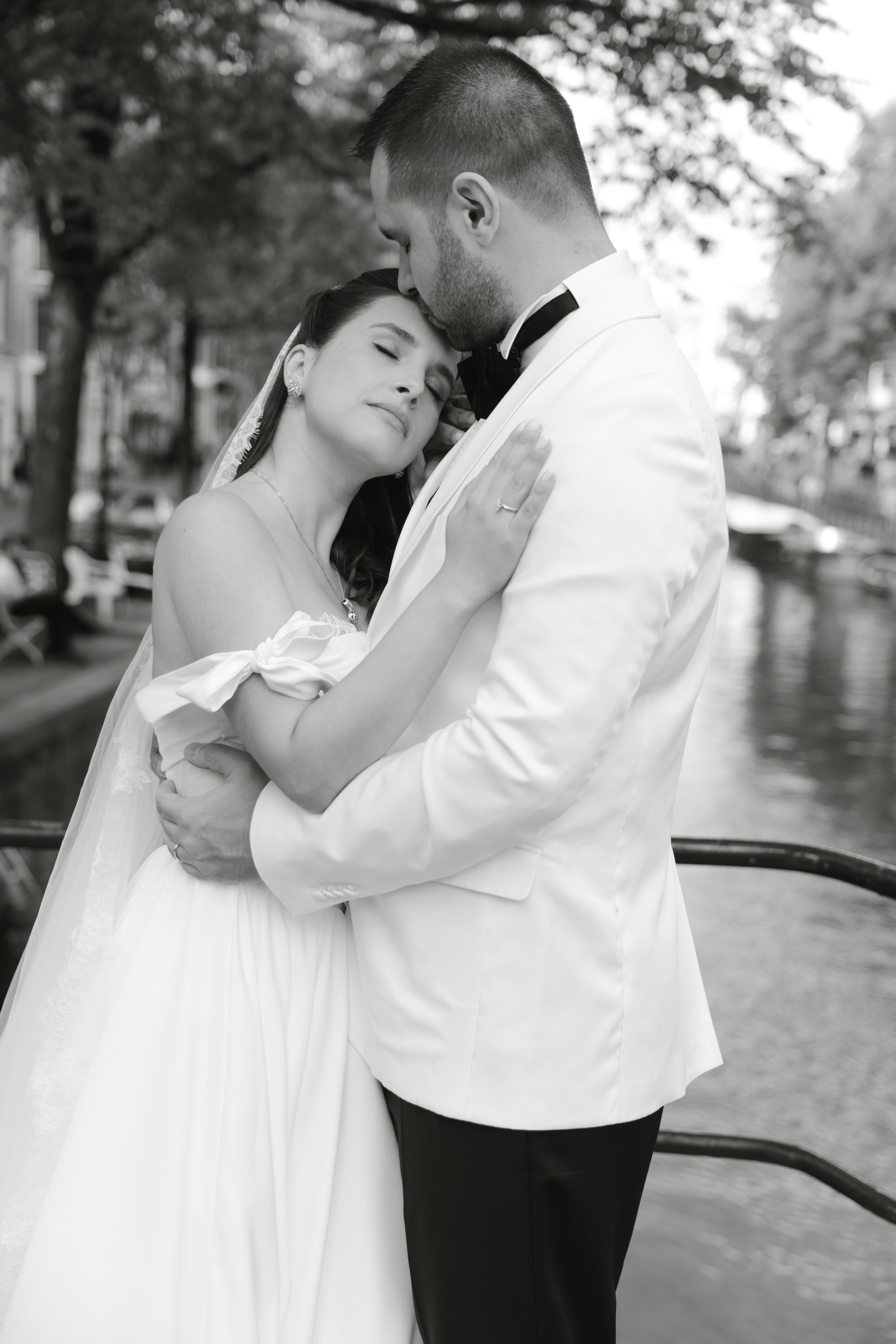 ISIN AND EGE | Elopement. Yuliya Vaschenok — Photographer in the Netherlands