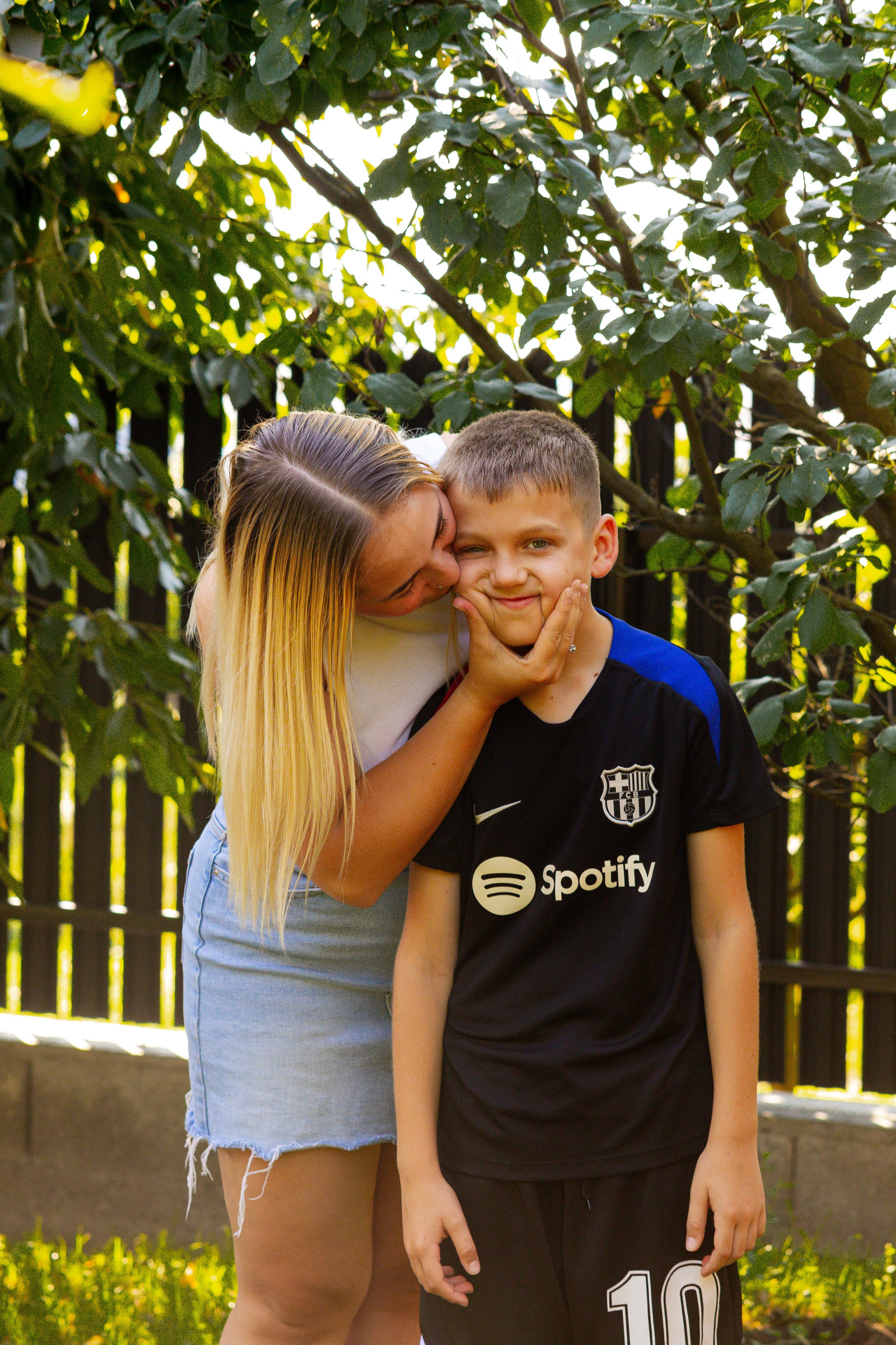 Familia Gavrila. Fotograf de portrete și evenimente din Cluj-Napoca. Ședințe foto individuale, nunți, botezuri și aniversări în Cluj și județul Cluj