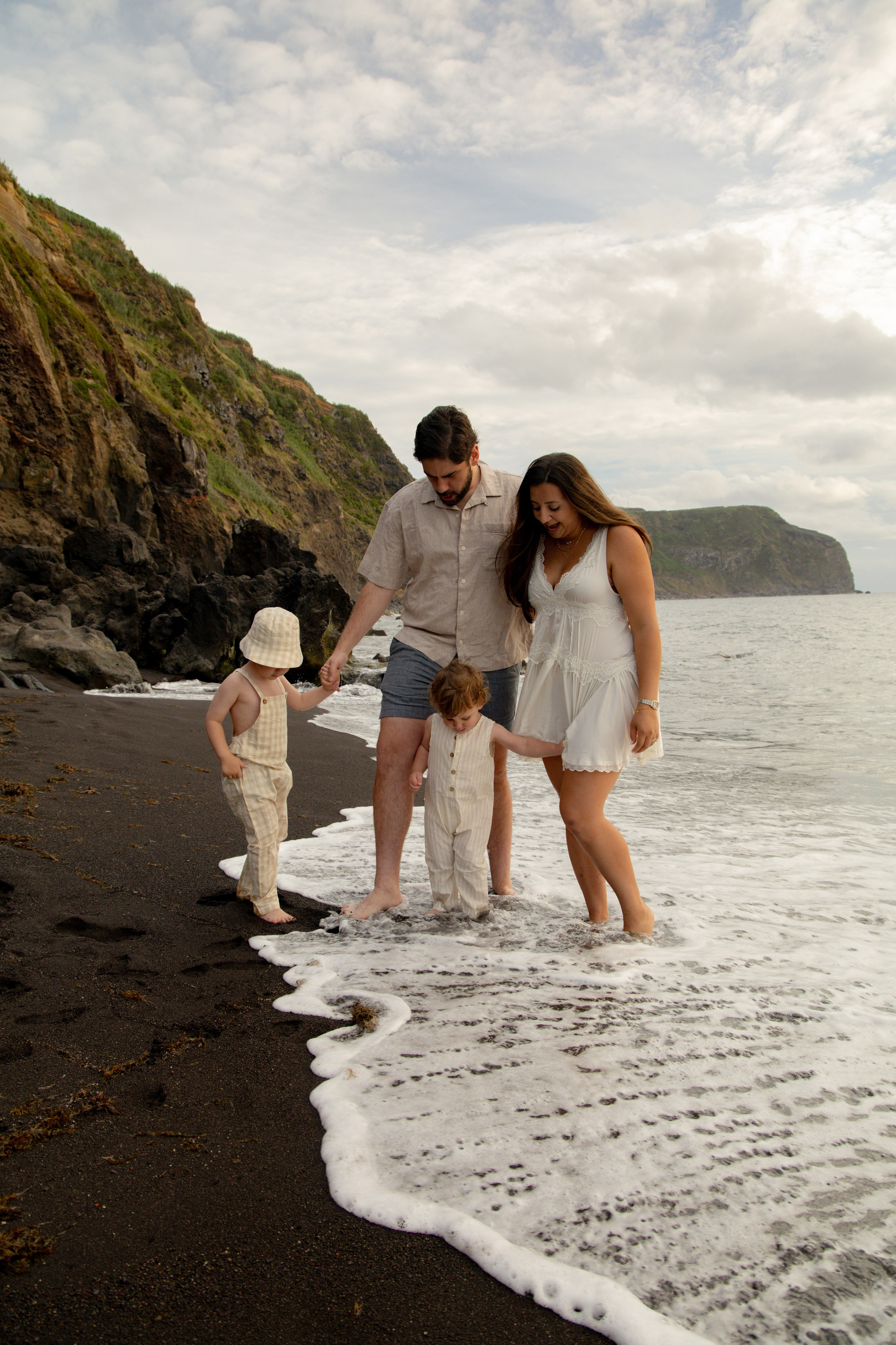 Jessica, Brian, Theo & Charlie. IRINA KALMYKOVA | PHOTOGRAPHER AZORES