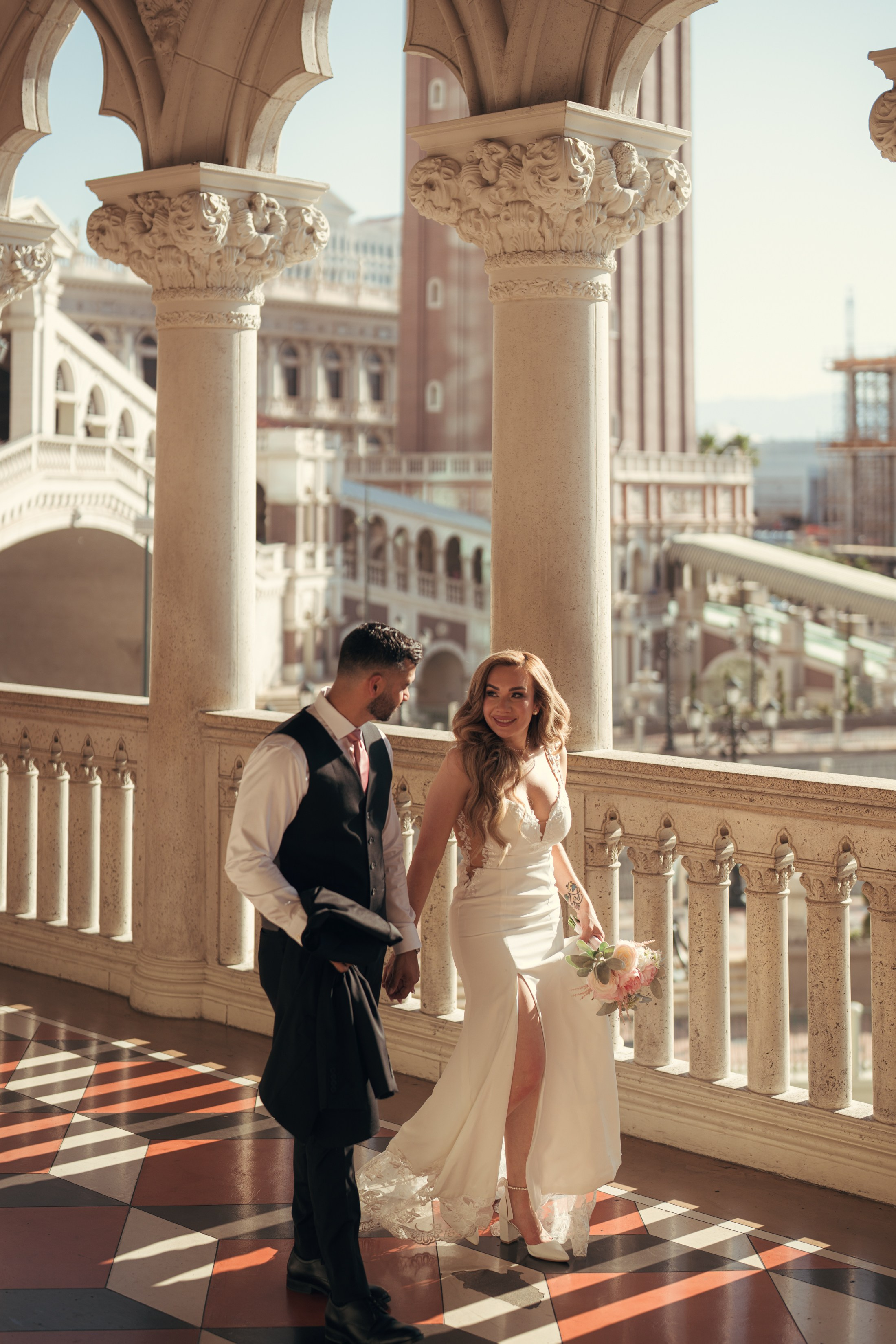 Valentin&Amber. Wedding & elopement photographer Viktoriya Kravtsov. Las Vegas