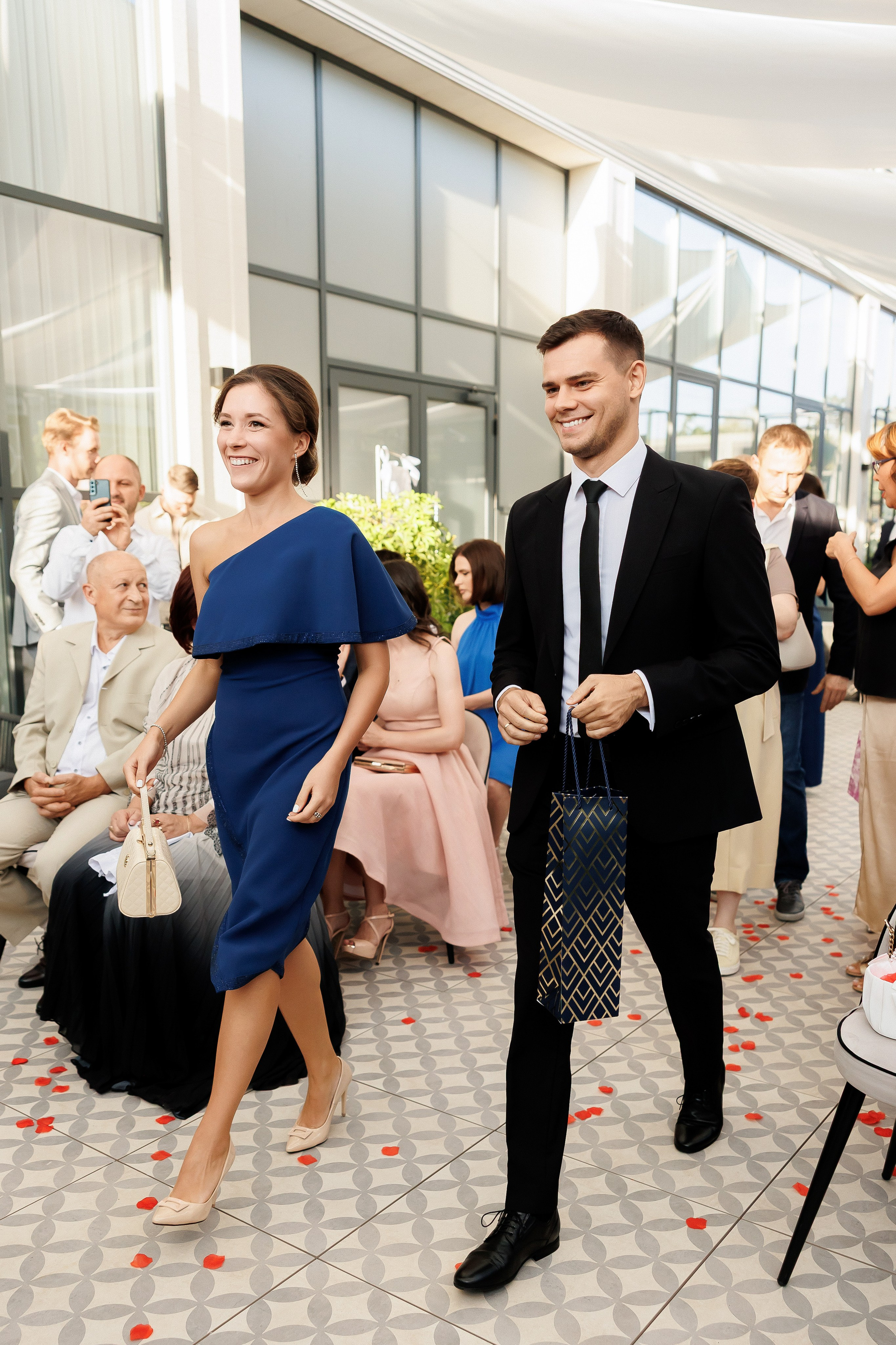 Serghei & Erica — Queen Residence. Servicii Foto și Video 067188353