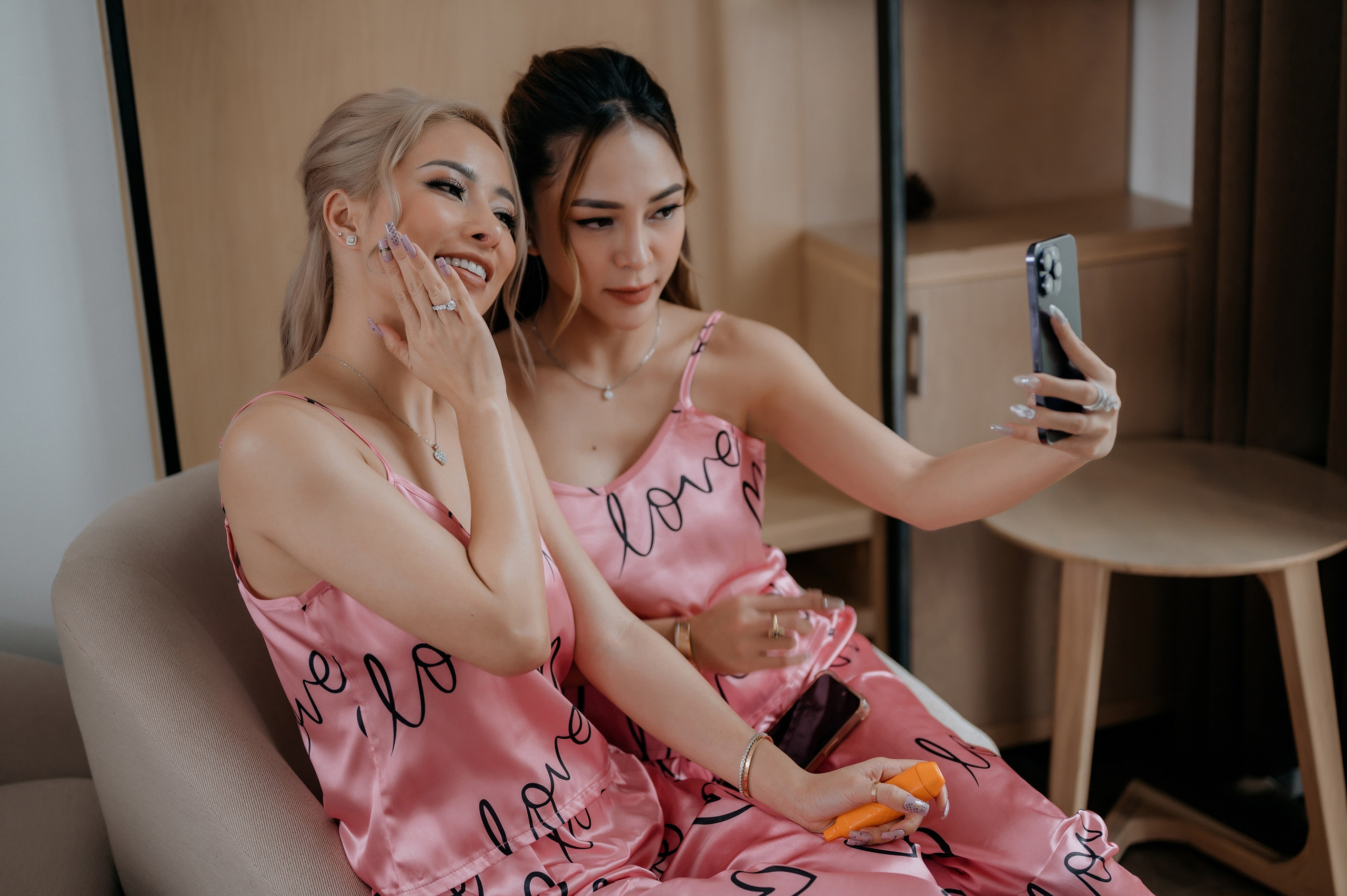 JESSE & MIMI / The Vows. Nhiếp ảnh gia đám cưới hàng đầu tại Thành Phố Hồ Chí Minh