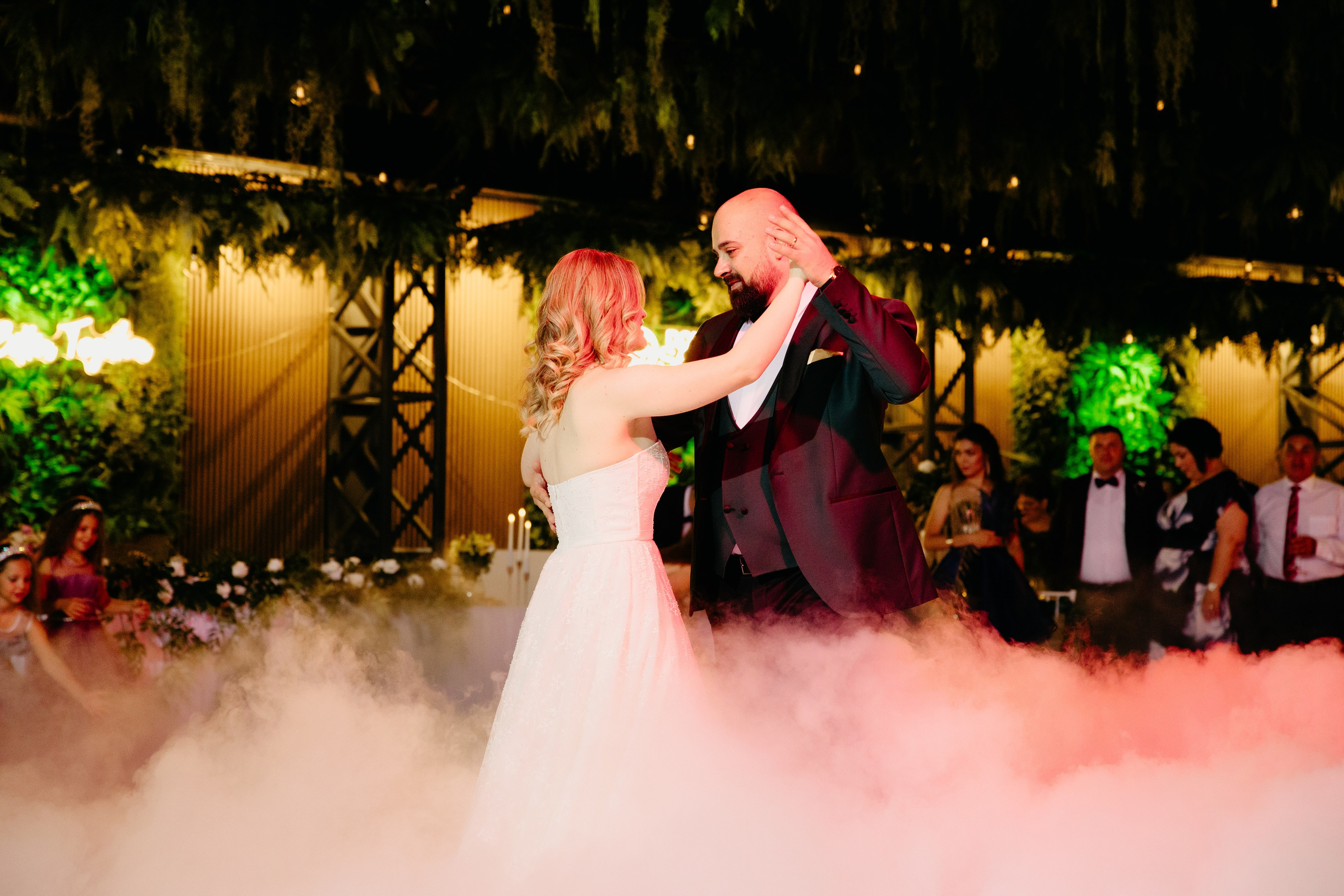 Raluca & Bogdan - Domeniile Saftica. MDimaFotoStudio. Fotograf de nuntă, evenimente private și de familie