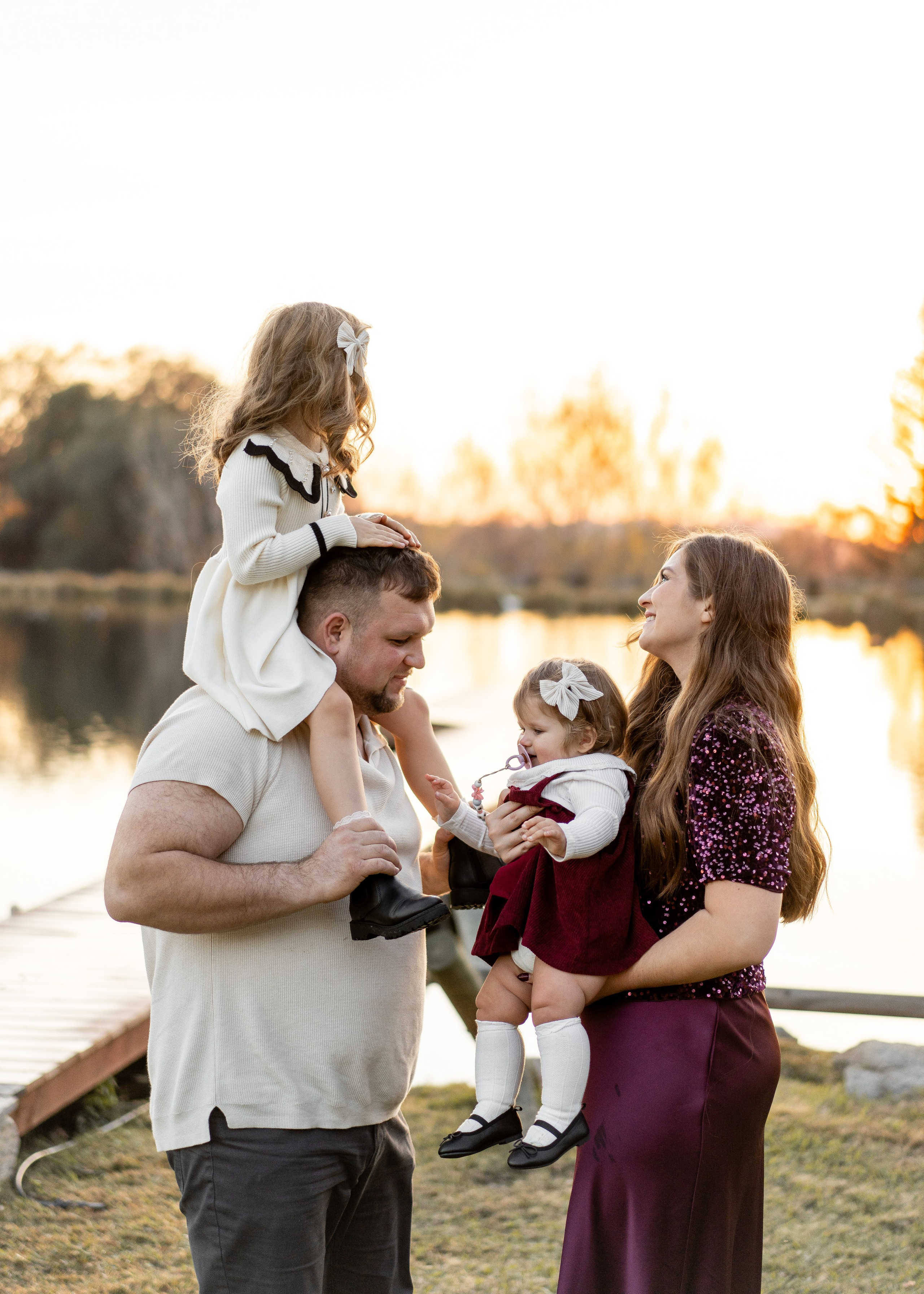 Klyushin family. Family photographer in Sacramento | Sofia Pavenko
