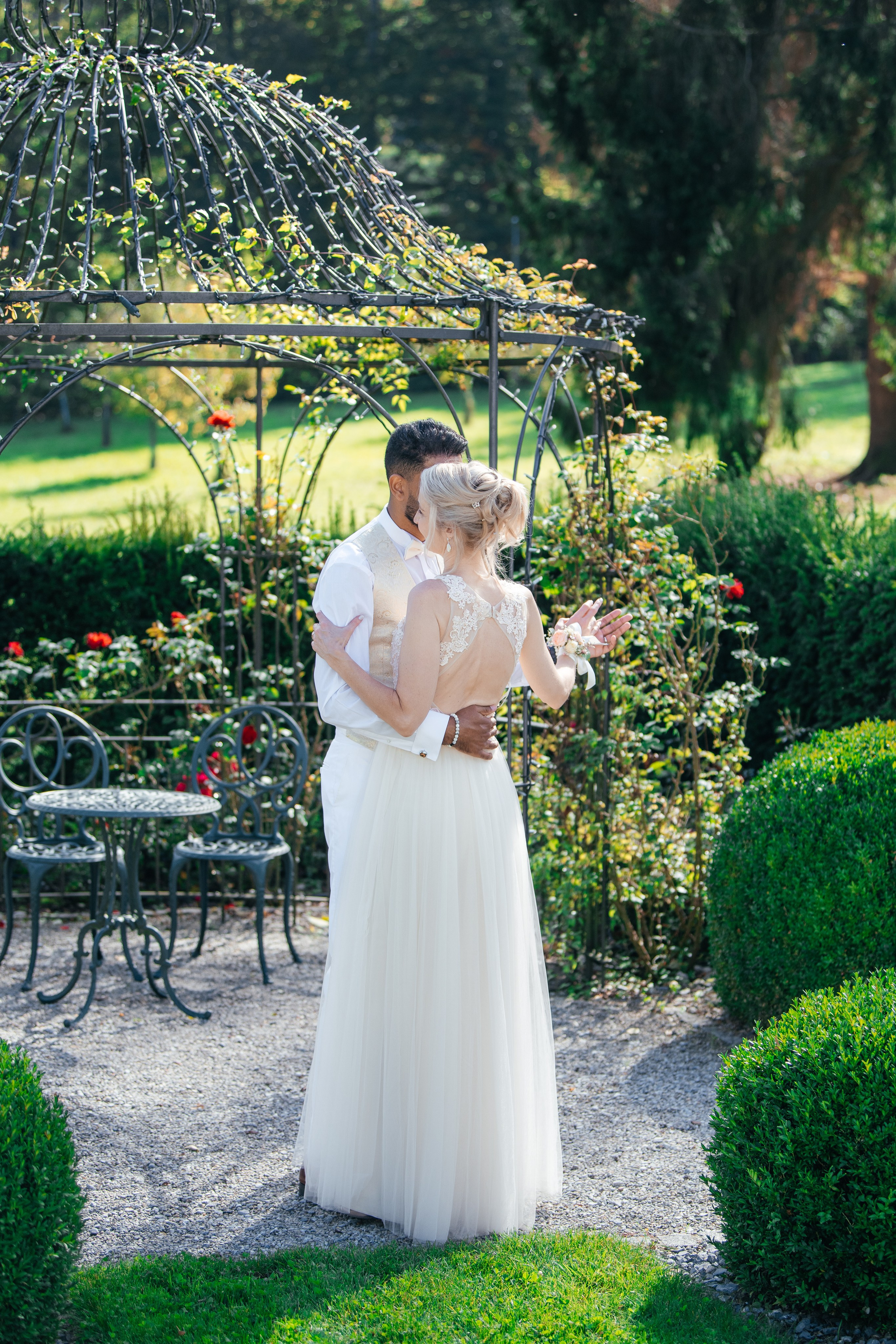 FLORENCE & JAMAL Dübendorf, Switzerland. I am Elena Altendorfer. Wedding photographer in Zurich and Switzerland
