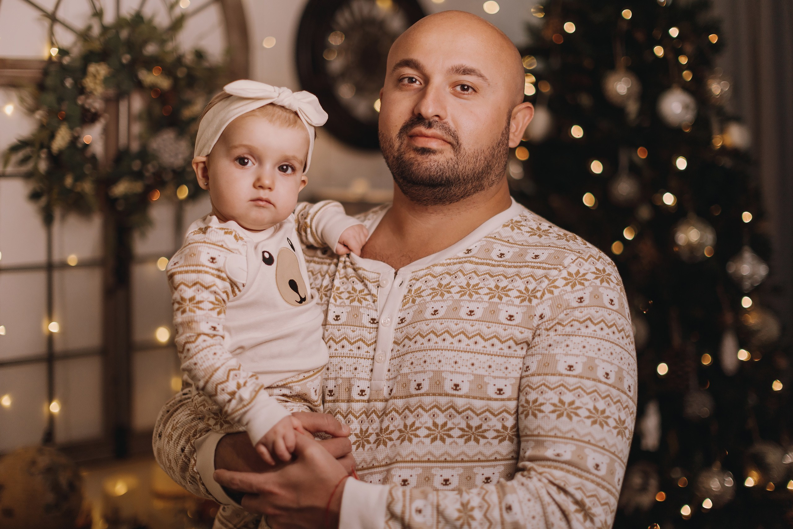 09.12.2023 Christmas Photoshoot. Wedding family event photographer in Chicago Nick Yushevich