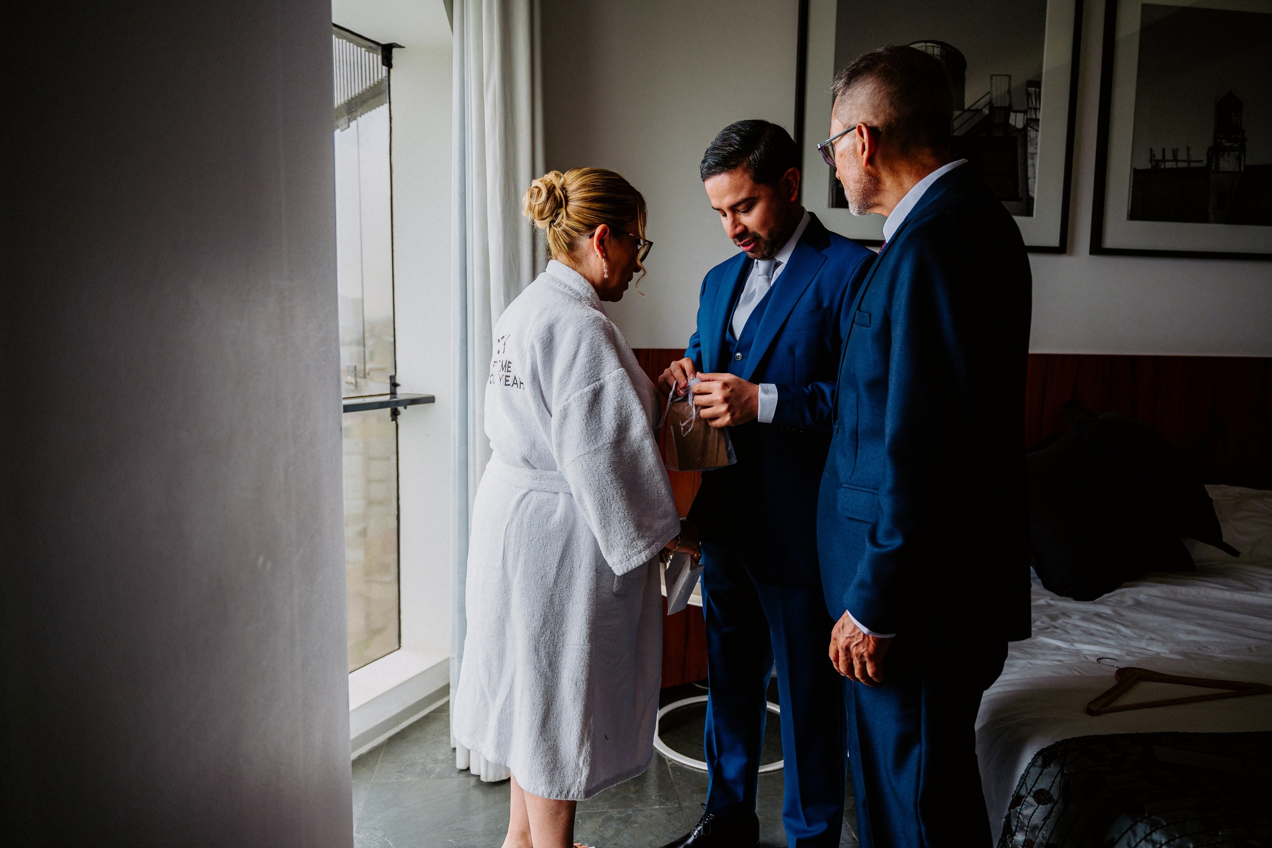 Perspectiva del novio. Fotógrafo de Bodas en Lima | Ronhy Altamirano. Fotografía narrativa y cinematográfica para bodas, quinceañeras y eventos exclusivos