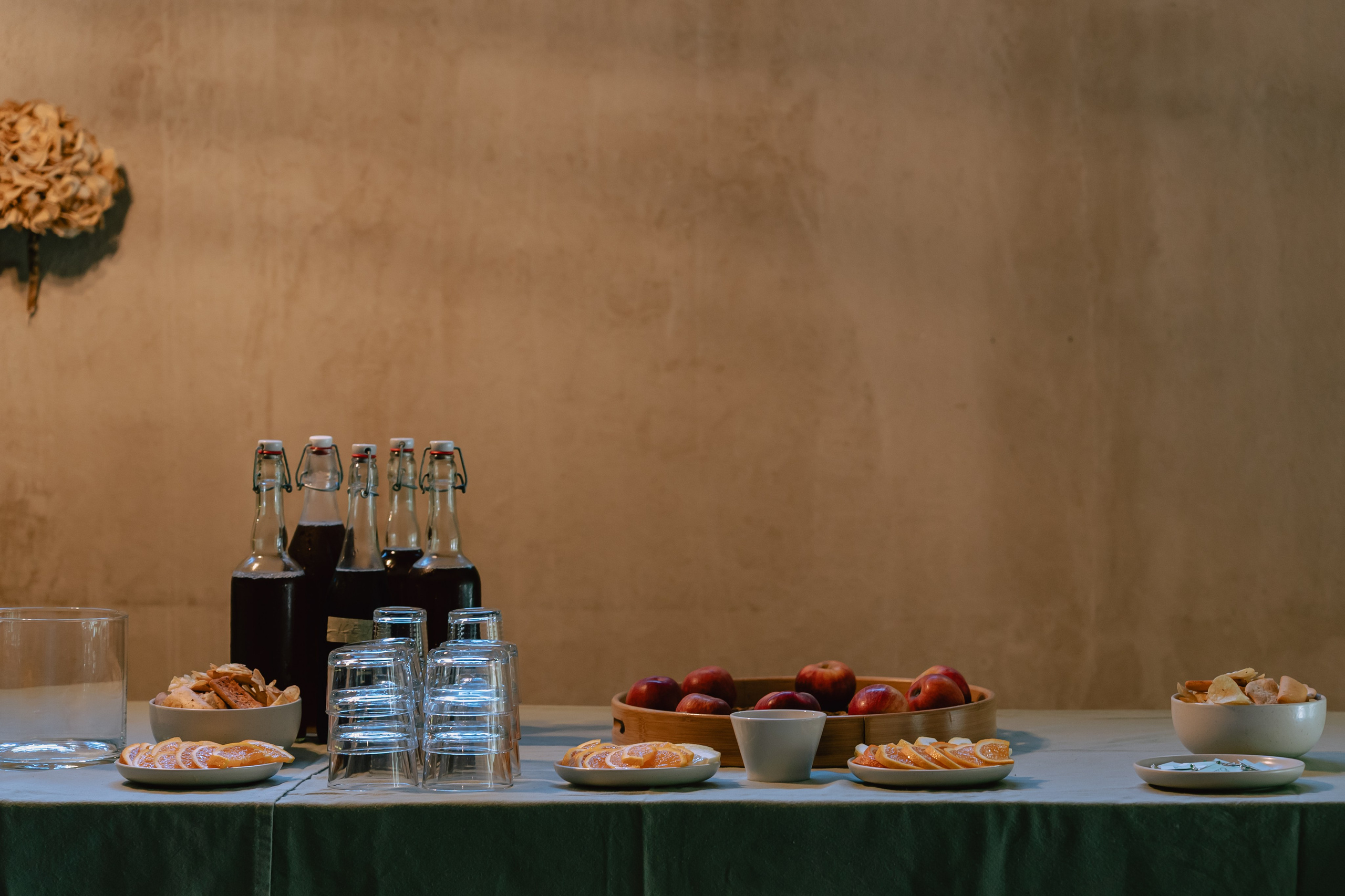 Katerina and Menno. Event Photographer in Lisbon | TheUniverseTour