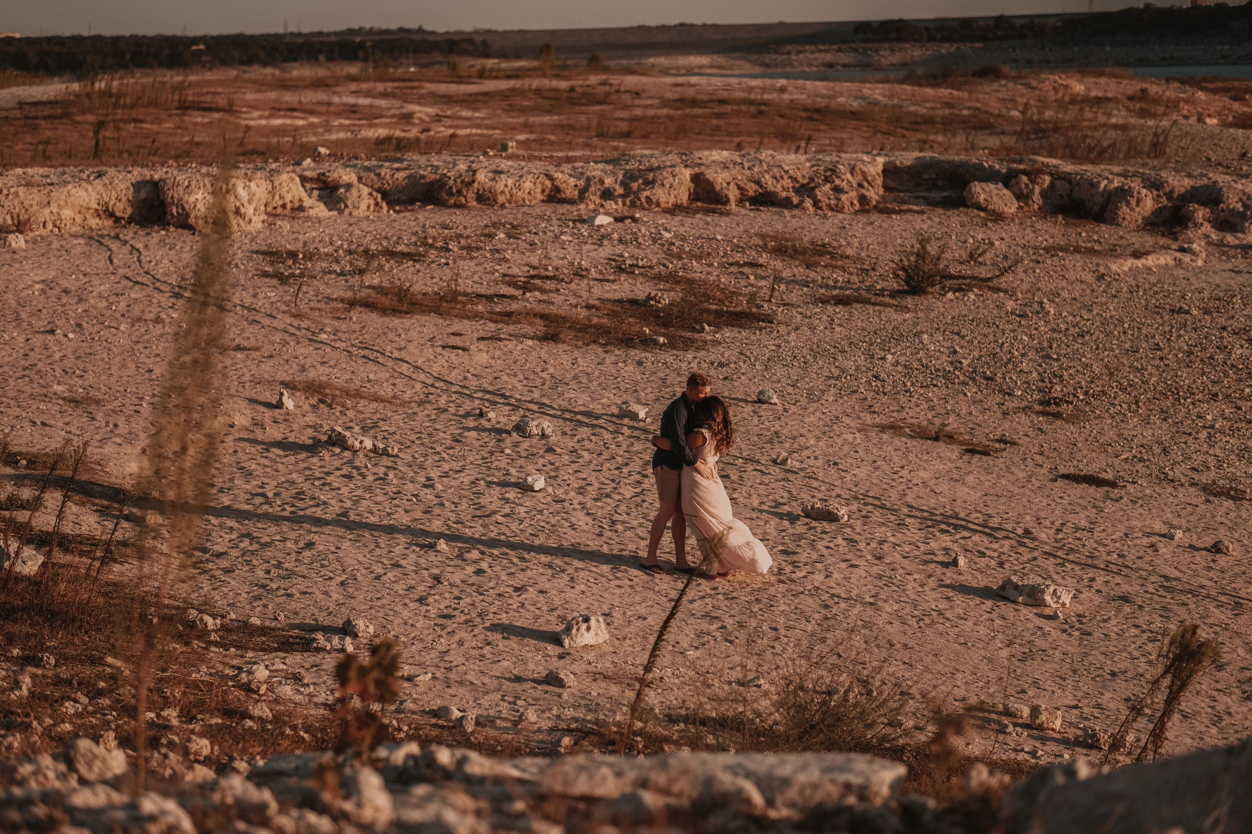 JUST MARRIED. Lens Captures Life