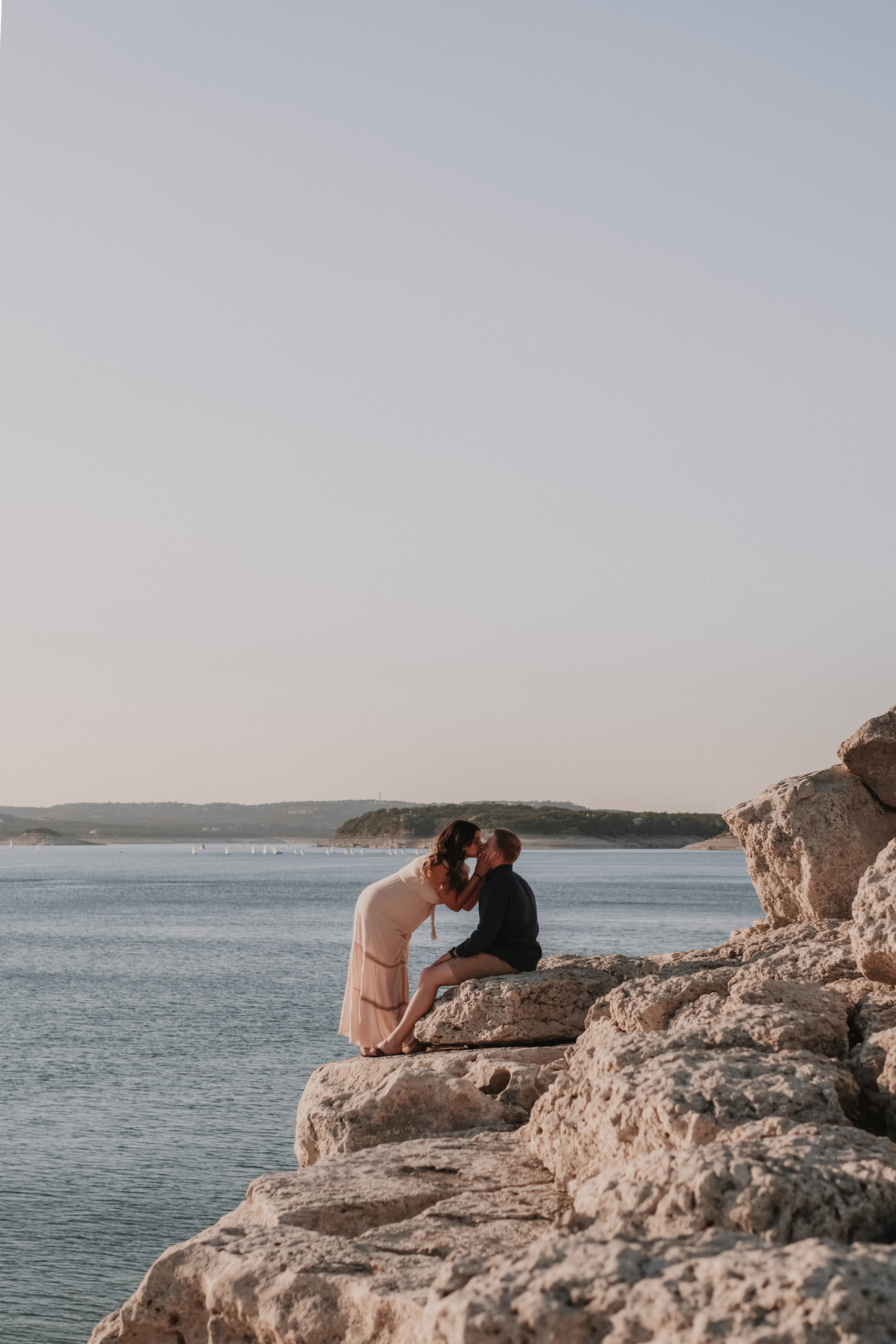 JUST MARRIED. Lens Captures Life