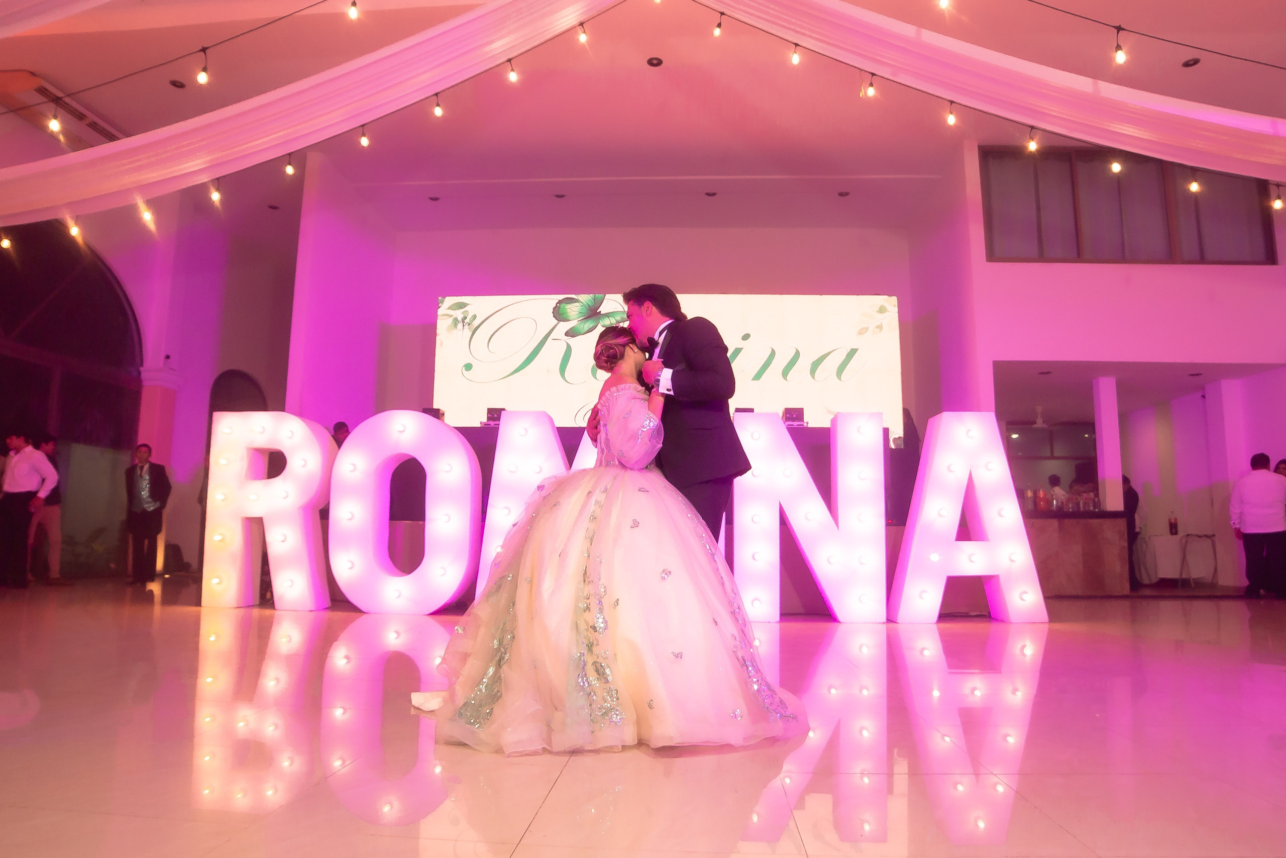 XV AÑOS ROMINA