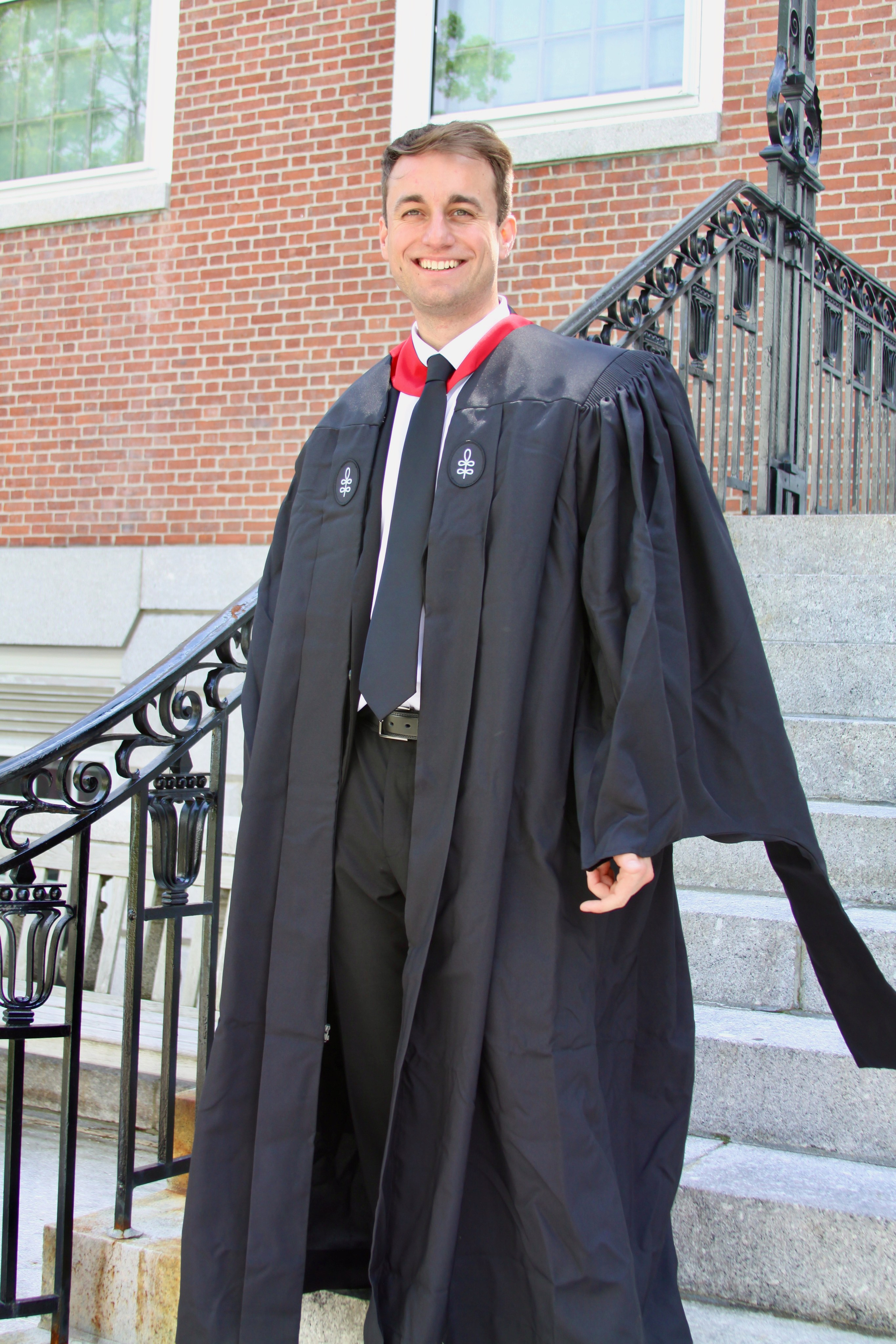 Masters graduation with Talia (group shoot). Kelly Sang, graduation and portrait photographer in Boston