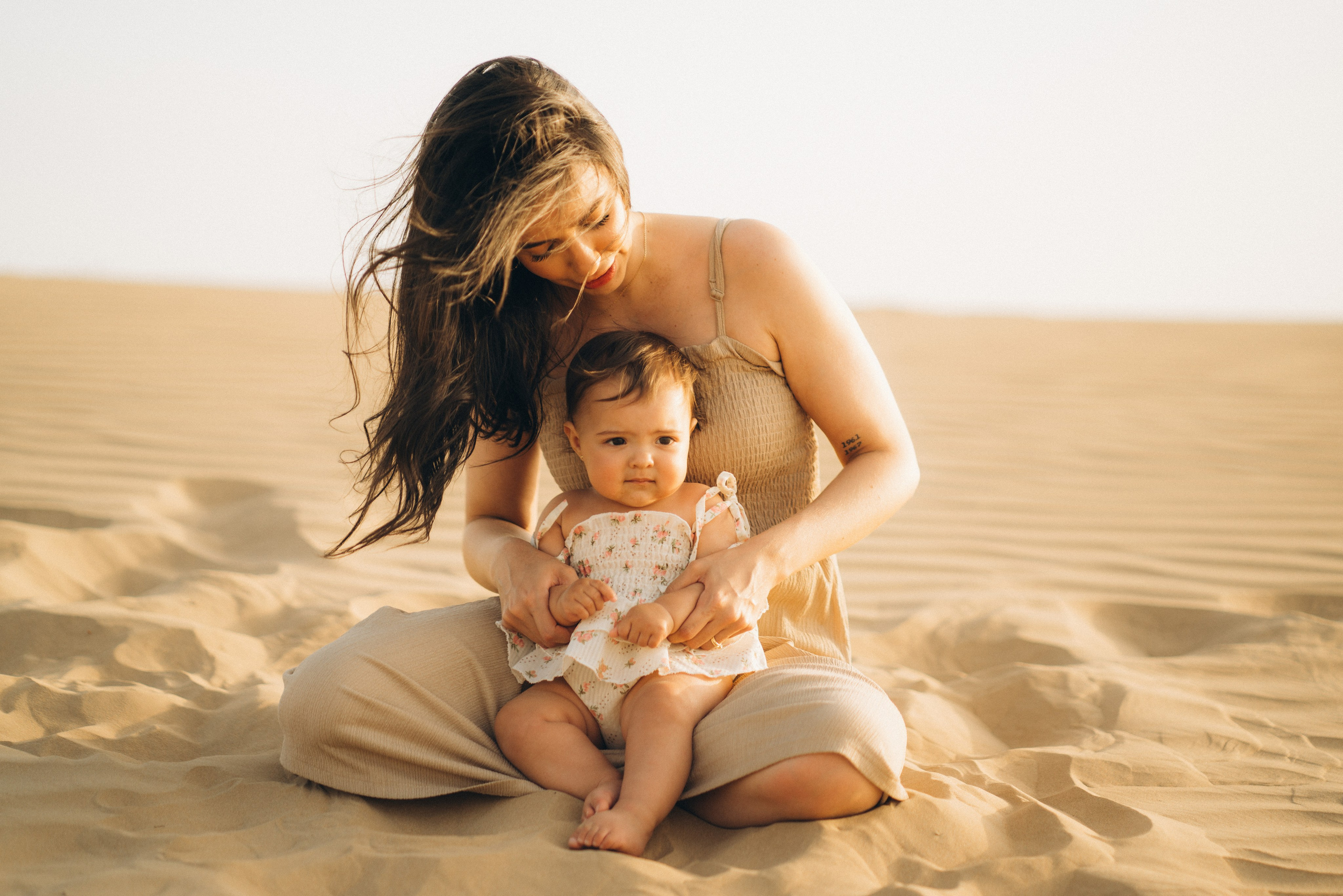 Sunset in the desert. Angela Iakovleva — Family Photographer in Dubai
