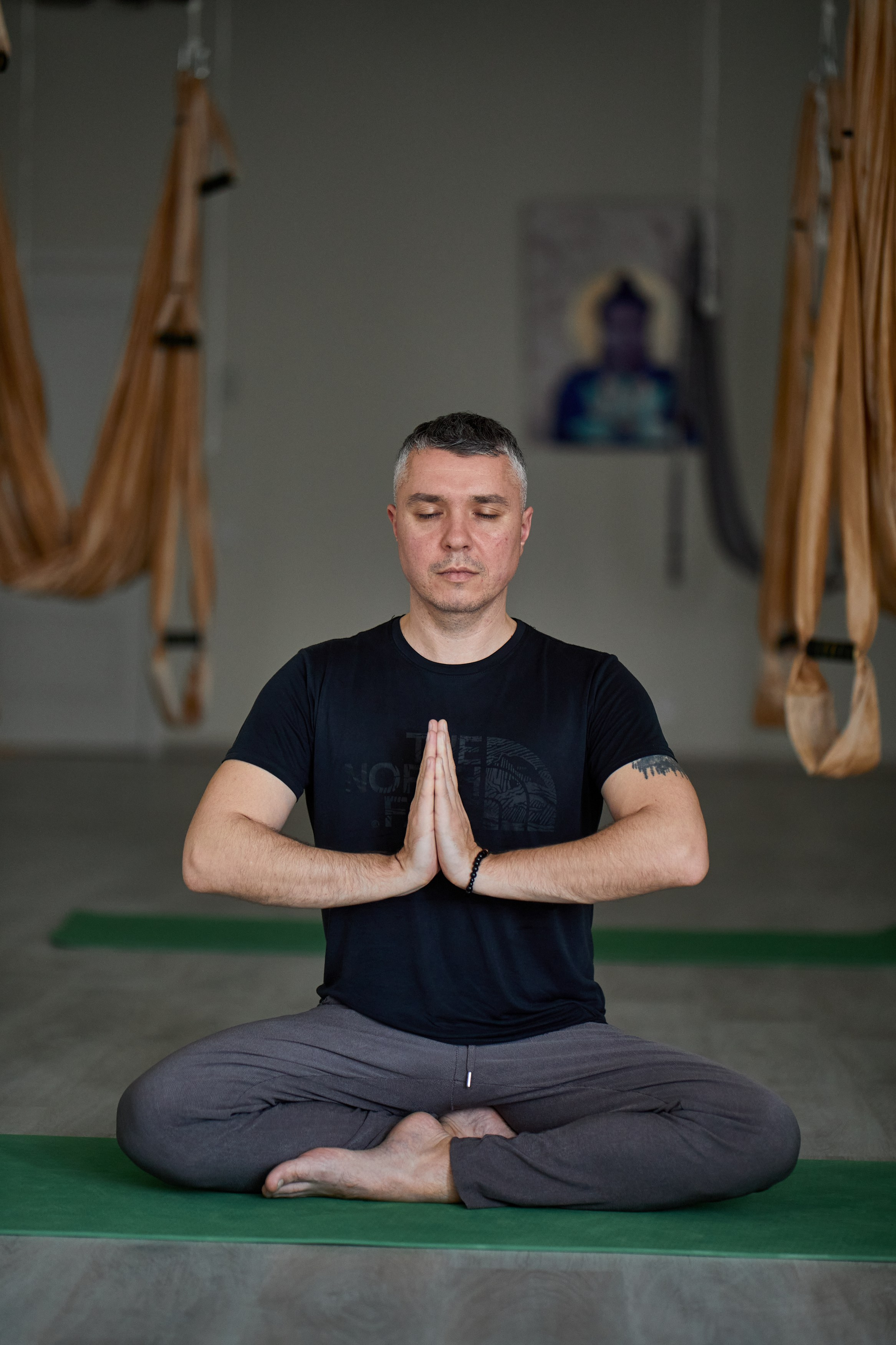 Практика в Yoga Shahi Center. Photographer in Baku Kamran Enceladus