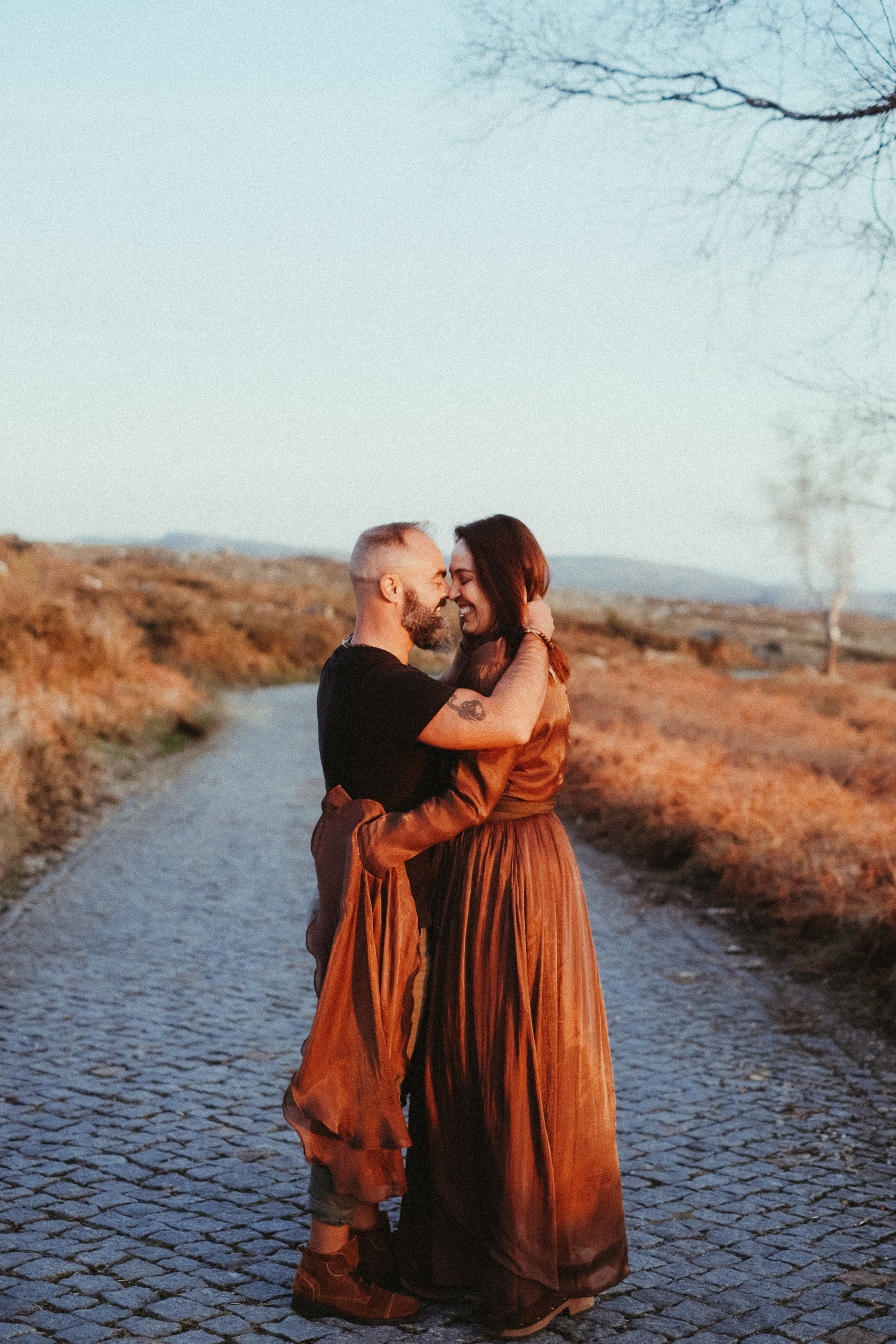 Destination wedding couple session in Portugal at golden hour