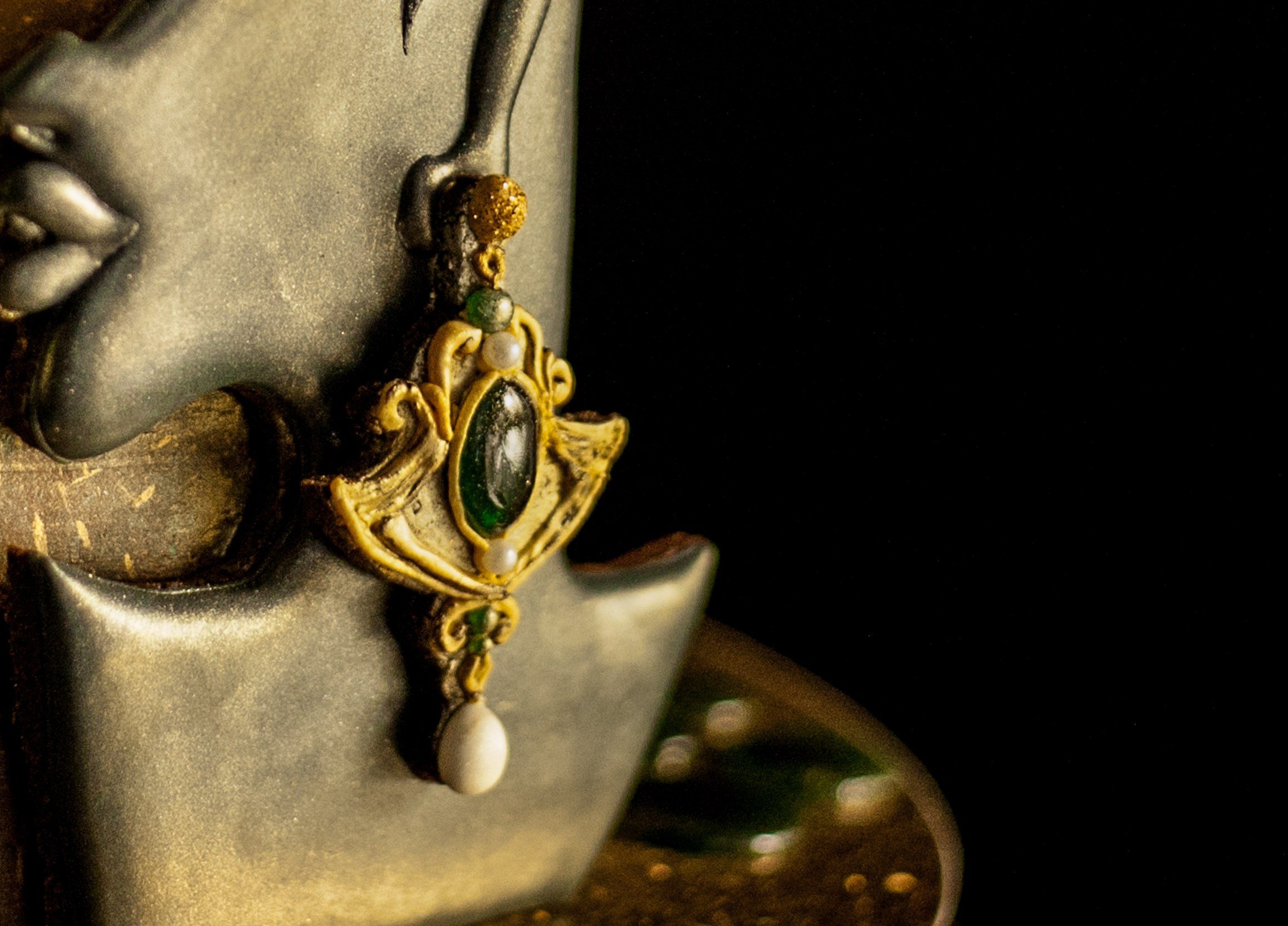 PRODUCT PHOTOGRAPHY. Lero Photographer and a set designer|individual custom portrait and advertising photography in Zutphen