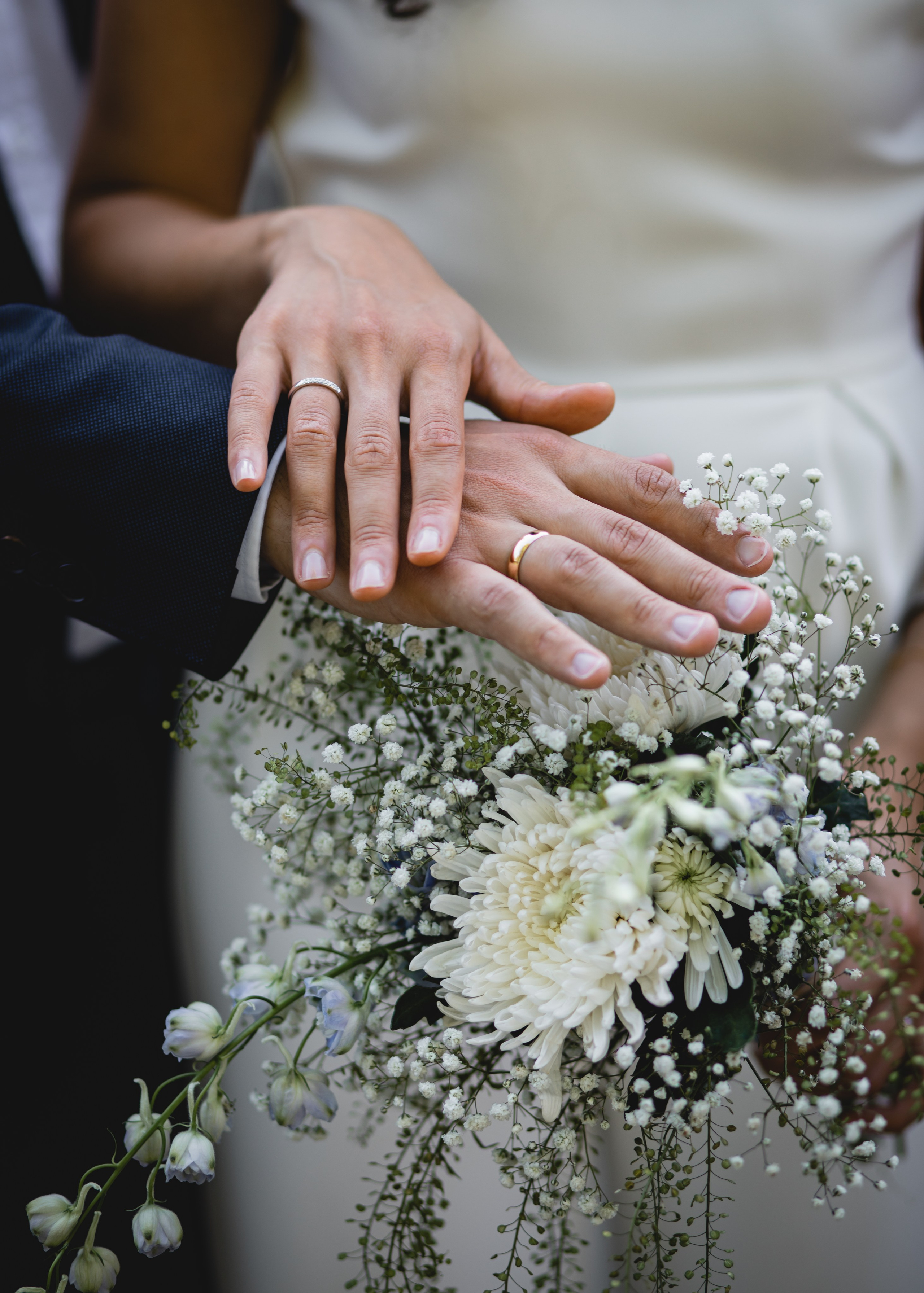 Elissa | Mads. Professional wedding photographer in Copenhagen, Denmark — Julia Byron