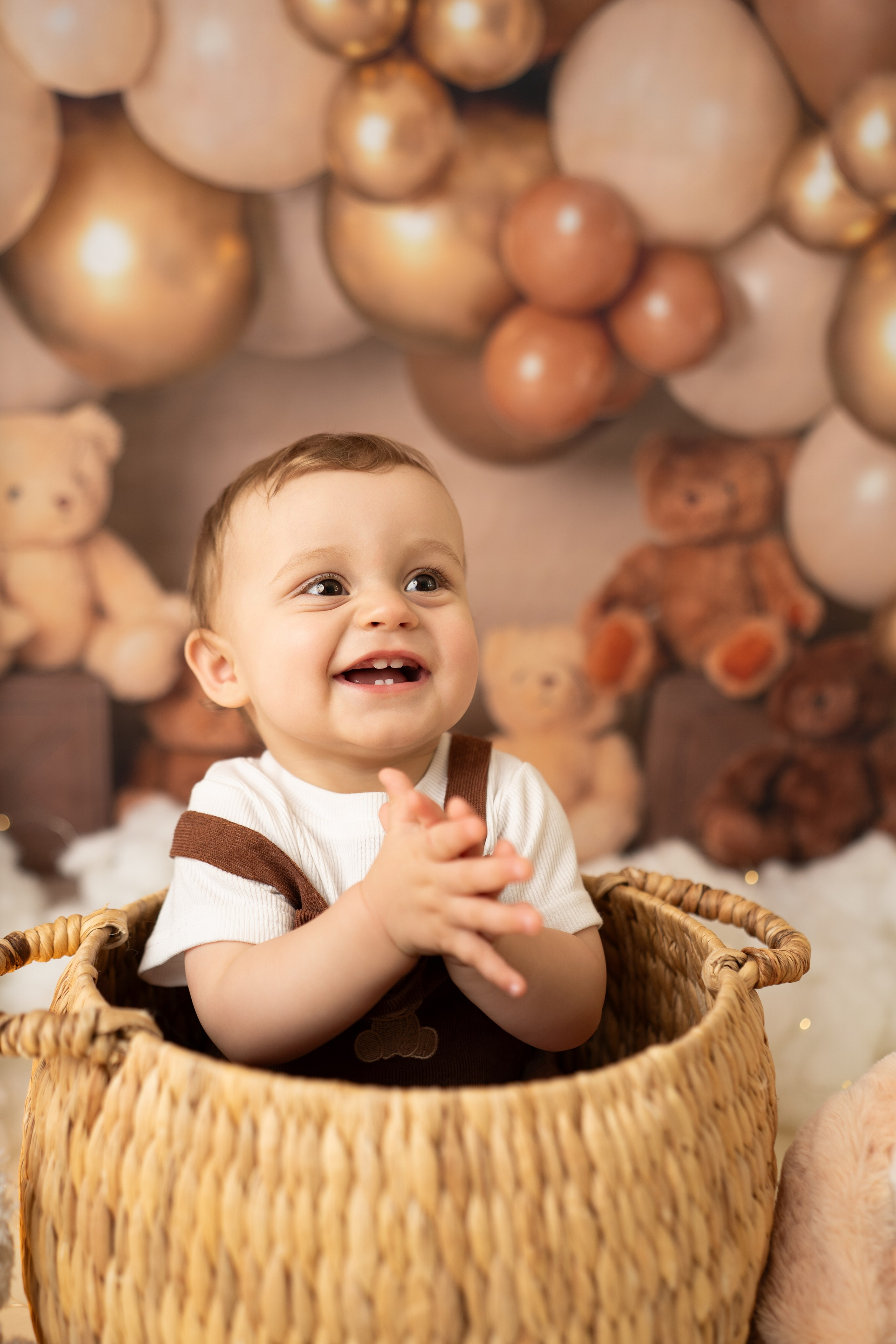 Cake Smash. Maternity, family and newborn photography in San Francisco Bay Area