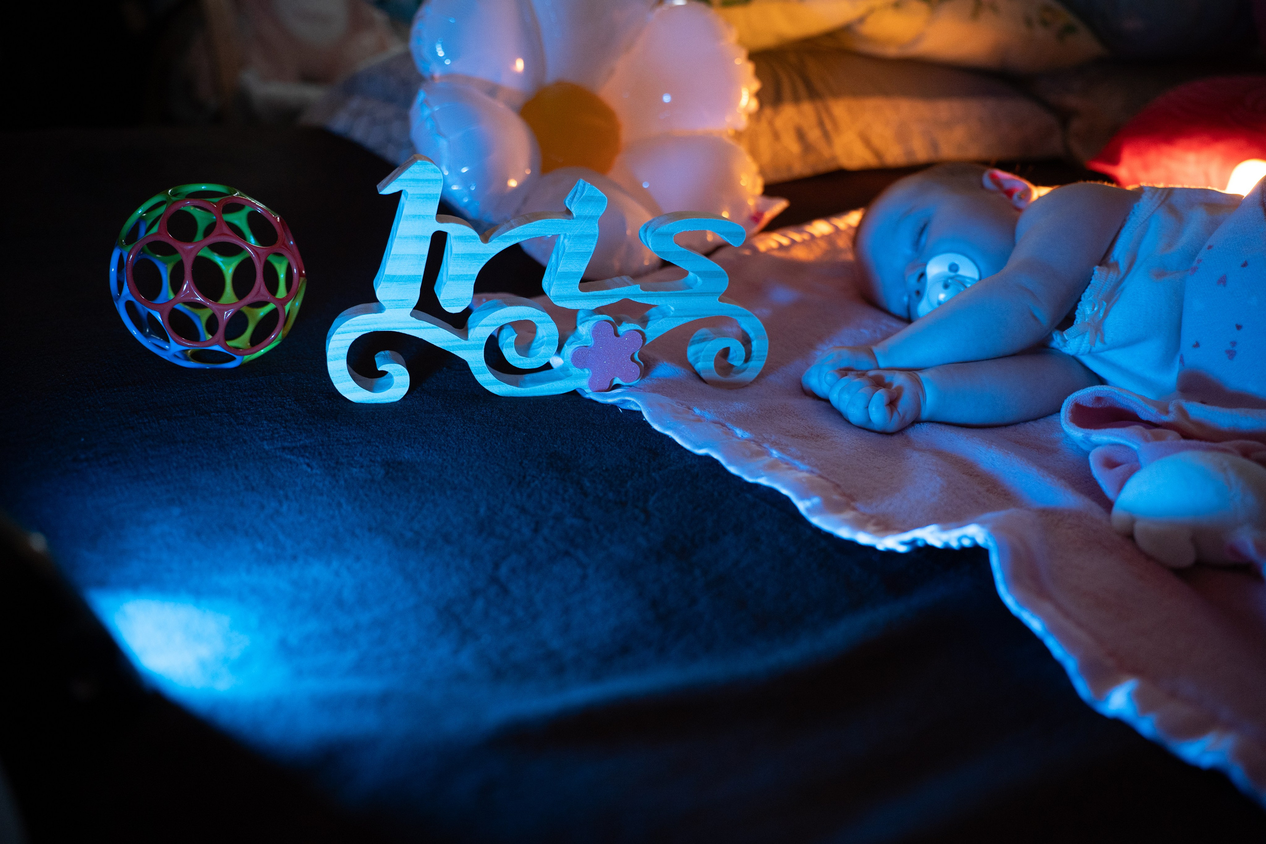 BOTEZ - PRIMUL ZÂMBET