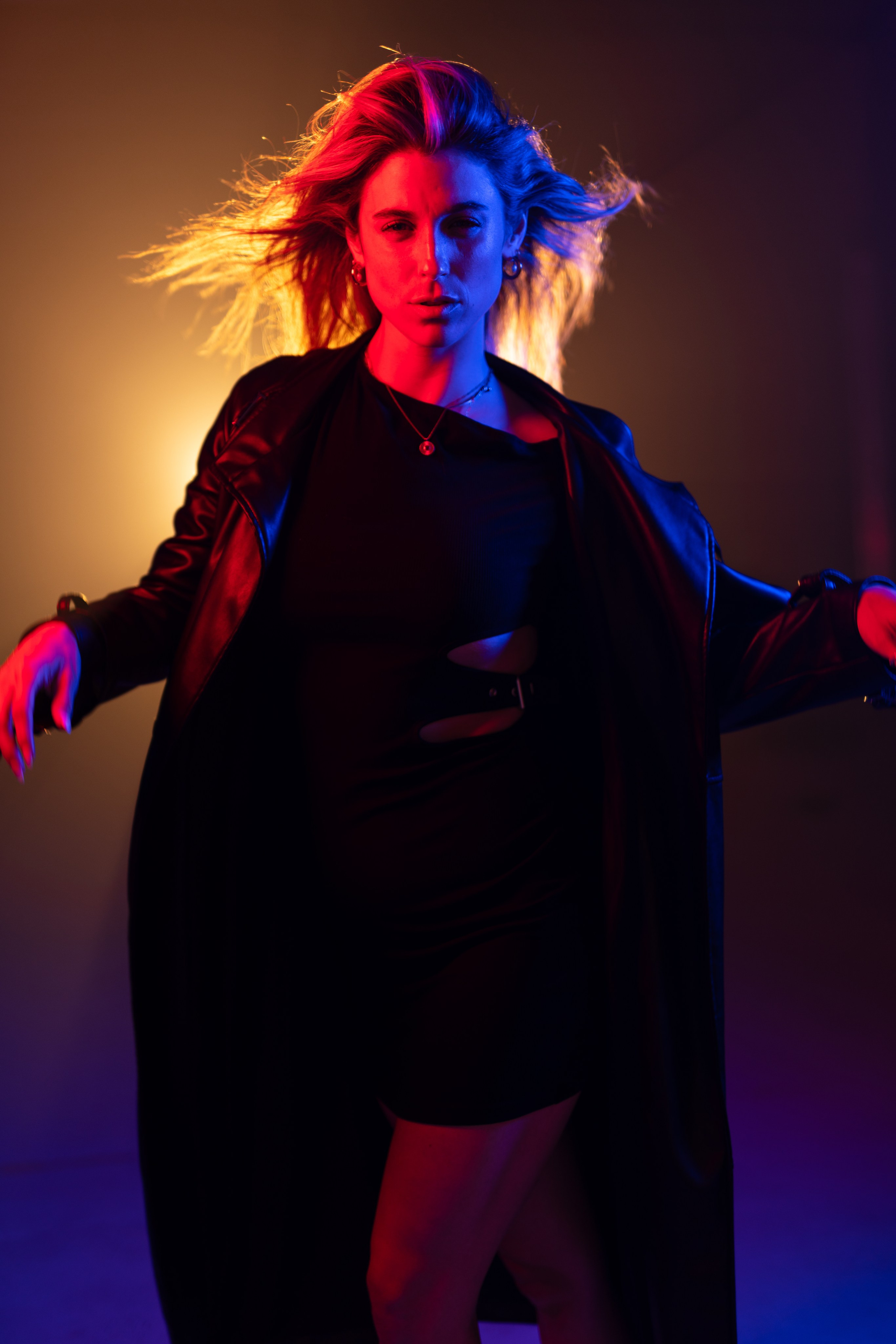 „Kölsch&Shoot“ in Cologne w/ Lisa (Set #6). URBANSTREETFILES.ART