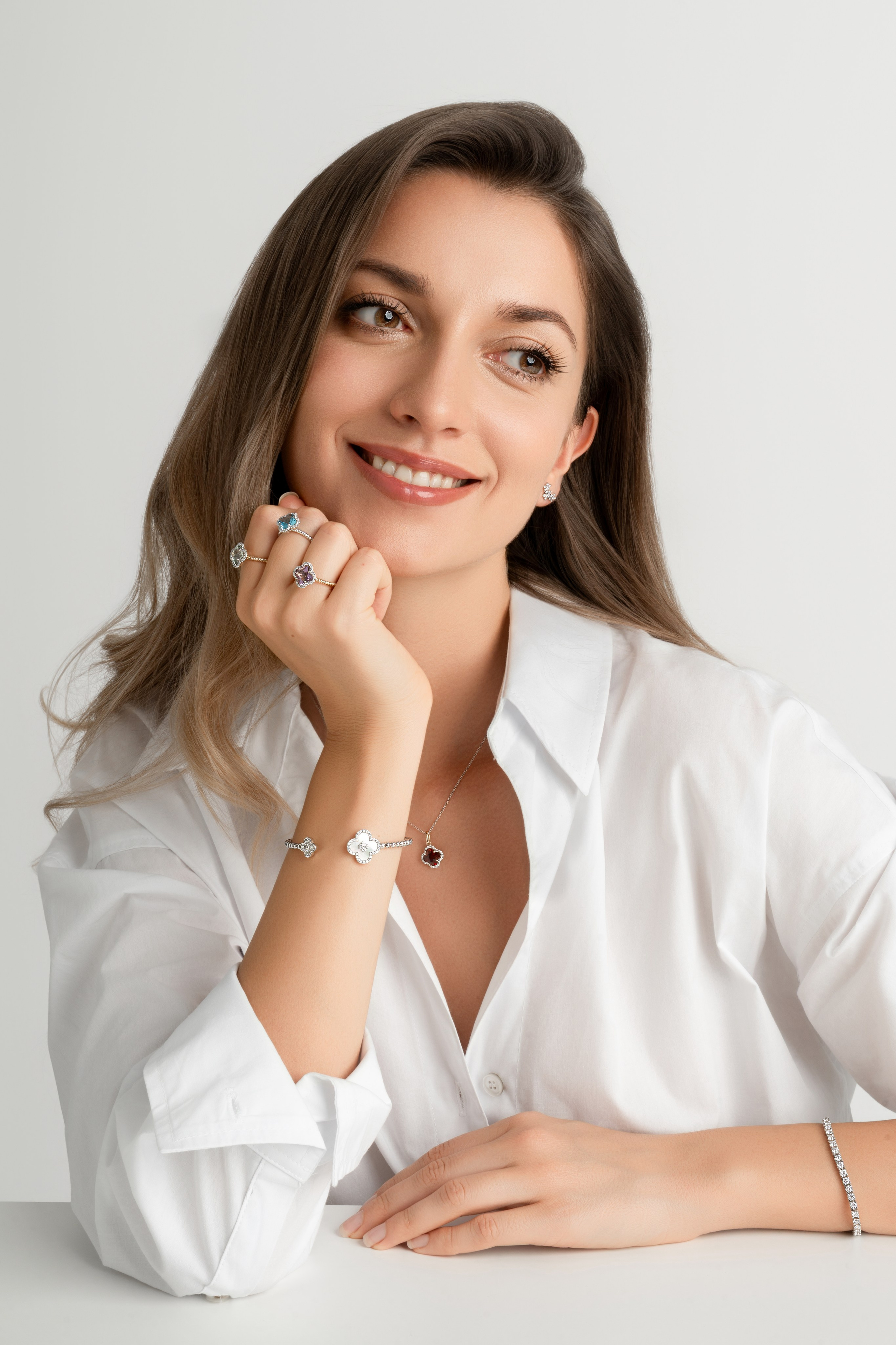 SN JEWELLERY. ФОТОГРАФ В ГОНКОНГЕ (СВАДЬБЫ, FASHION, СЕМЕЙНЫЕ, МЕРОПРИЯТИЯ, ФОТОПРОГУЛКИ)