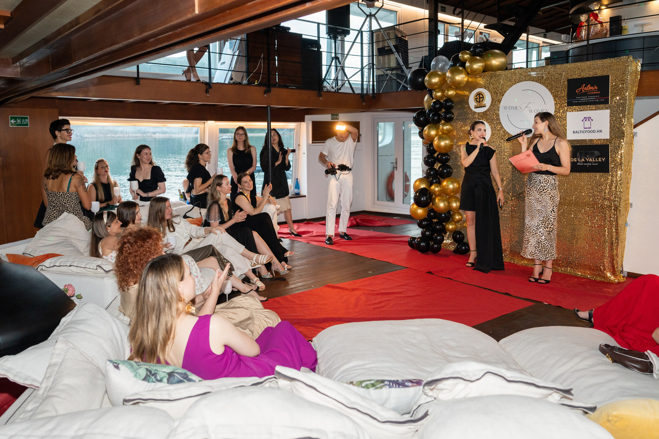 W4W BOAT PARTY. PHOTOGRAPHER IN HONG KONG (WEDDING, FASHION, FAMILY, EVENTS)