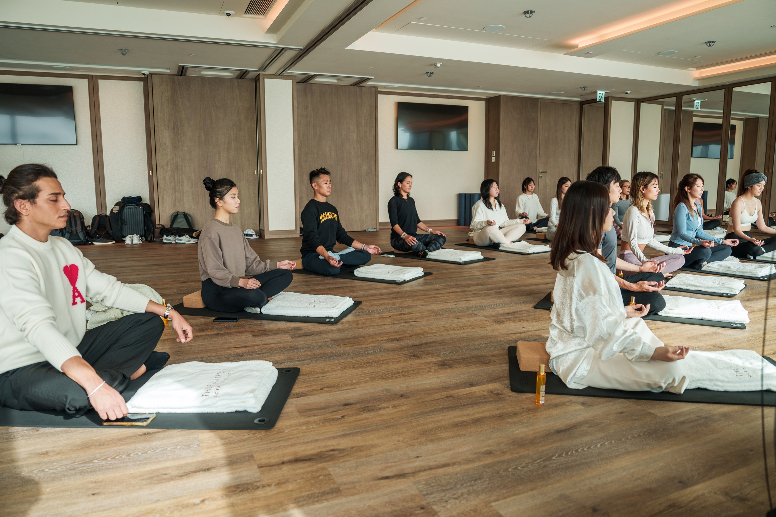 HASHTAG LEGEND | THE FULLERTON HONG KONG. ФОТОГРАФ В ГОНКОНГЕ (СВАДЬБЫ, FASHION, СЕМЕЙНЫЕ, МЕРОПРИЯТИЯ, ФОТОПРОГУЛКИ)