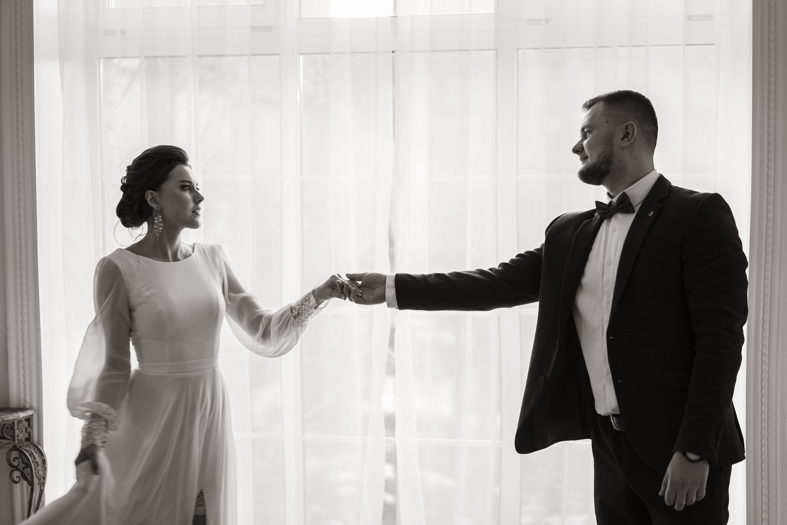 Studio Wedding Portraits. Wedding Photography & Videography Team in California, Los Angeles, San Francisco, San Diego and Travel