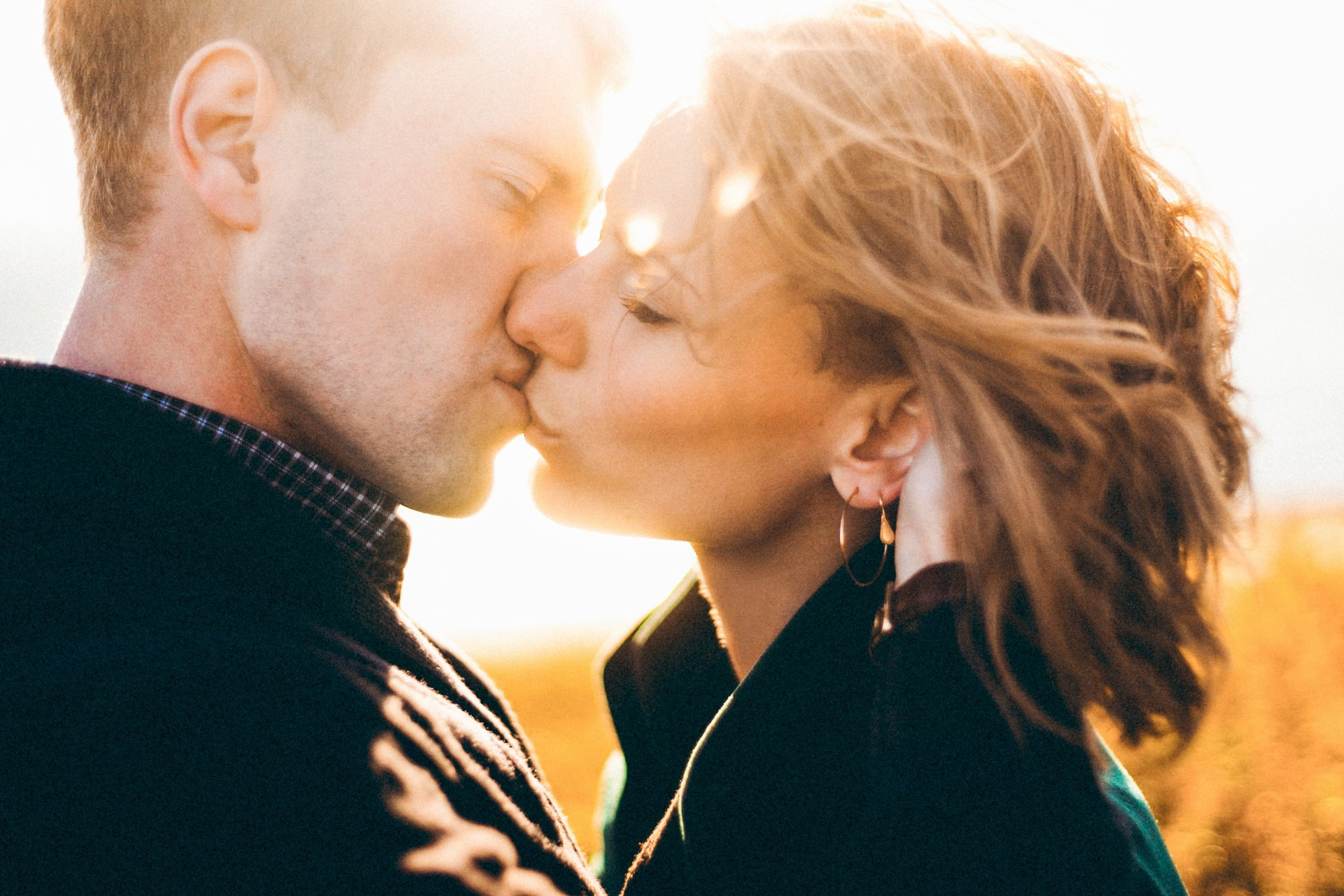 Proposal by the ocean. Wedding Photography & Videography Team in California, Los Angeles, San Francisco, San Diego and Travel