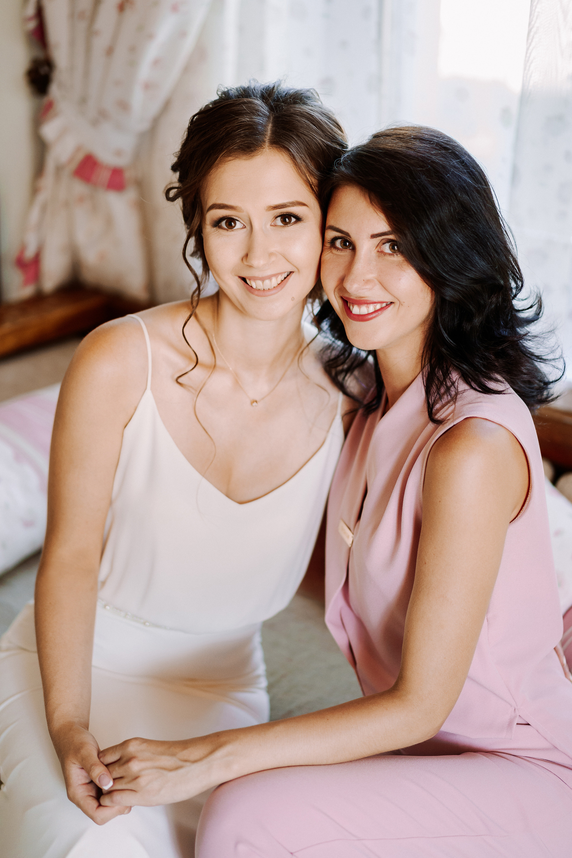 Backyard Wedding. Wedding Photography & Videography Team in California, Los Angeles, San Francisco, San Diego and Travel