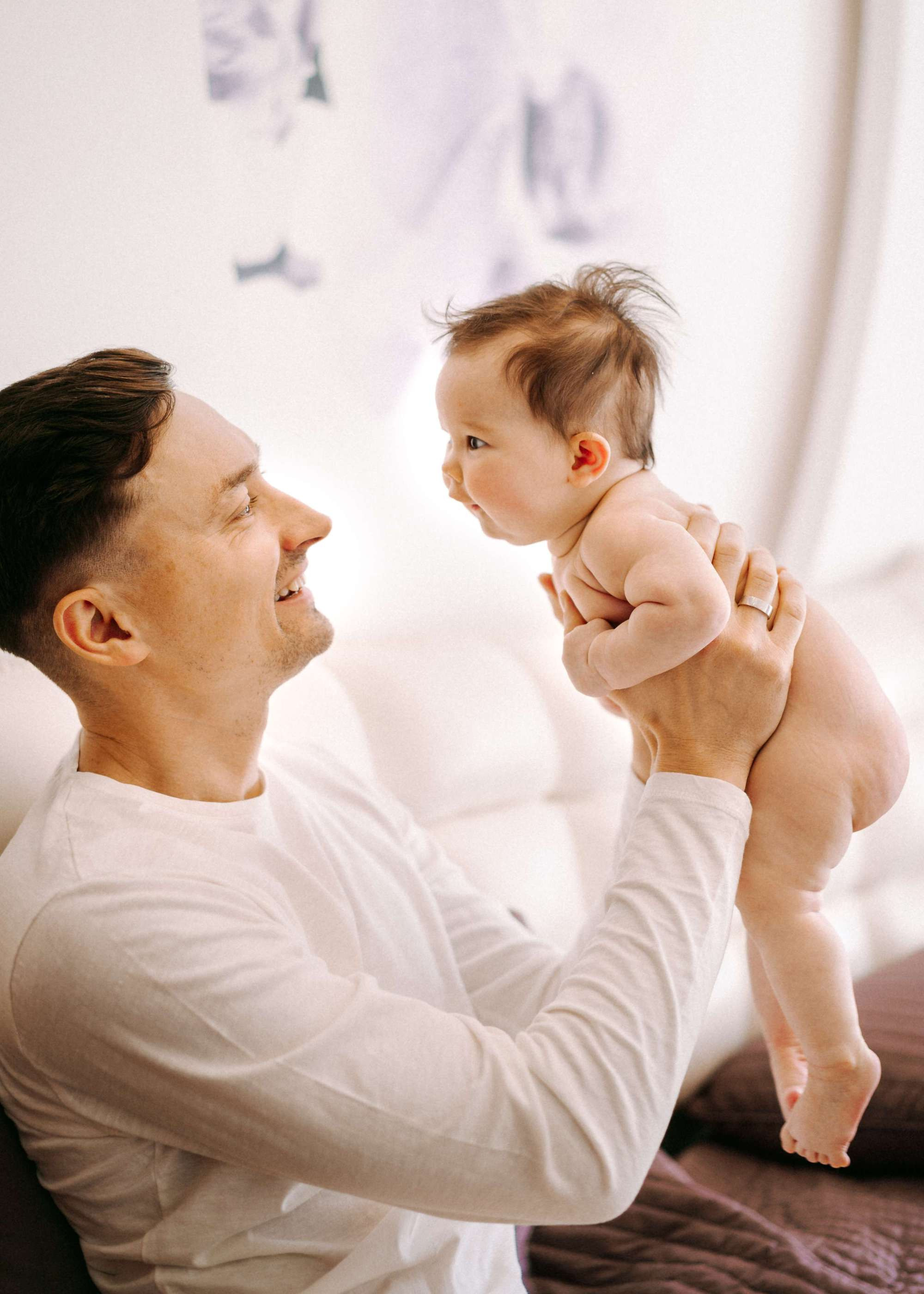 FAMILY SESSION AT HOME. Wedding Photography & Videography Team in California, Los Angeles, San Francisco, San Diego and Travel