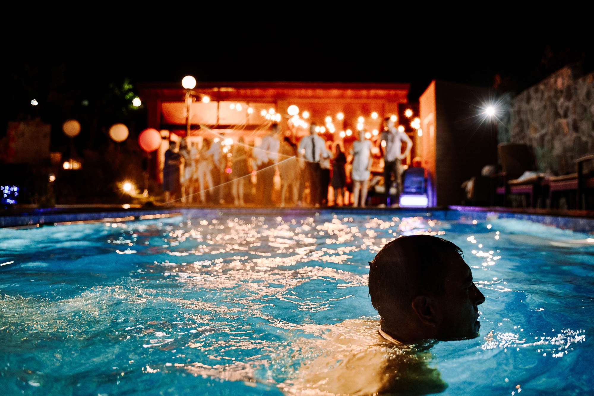 Backyard Wedding. Wedding Photography & Videography Team in California, Los Angeles, San Francisco, San Diego and Travel