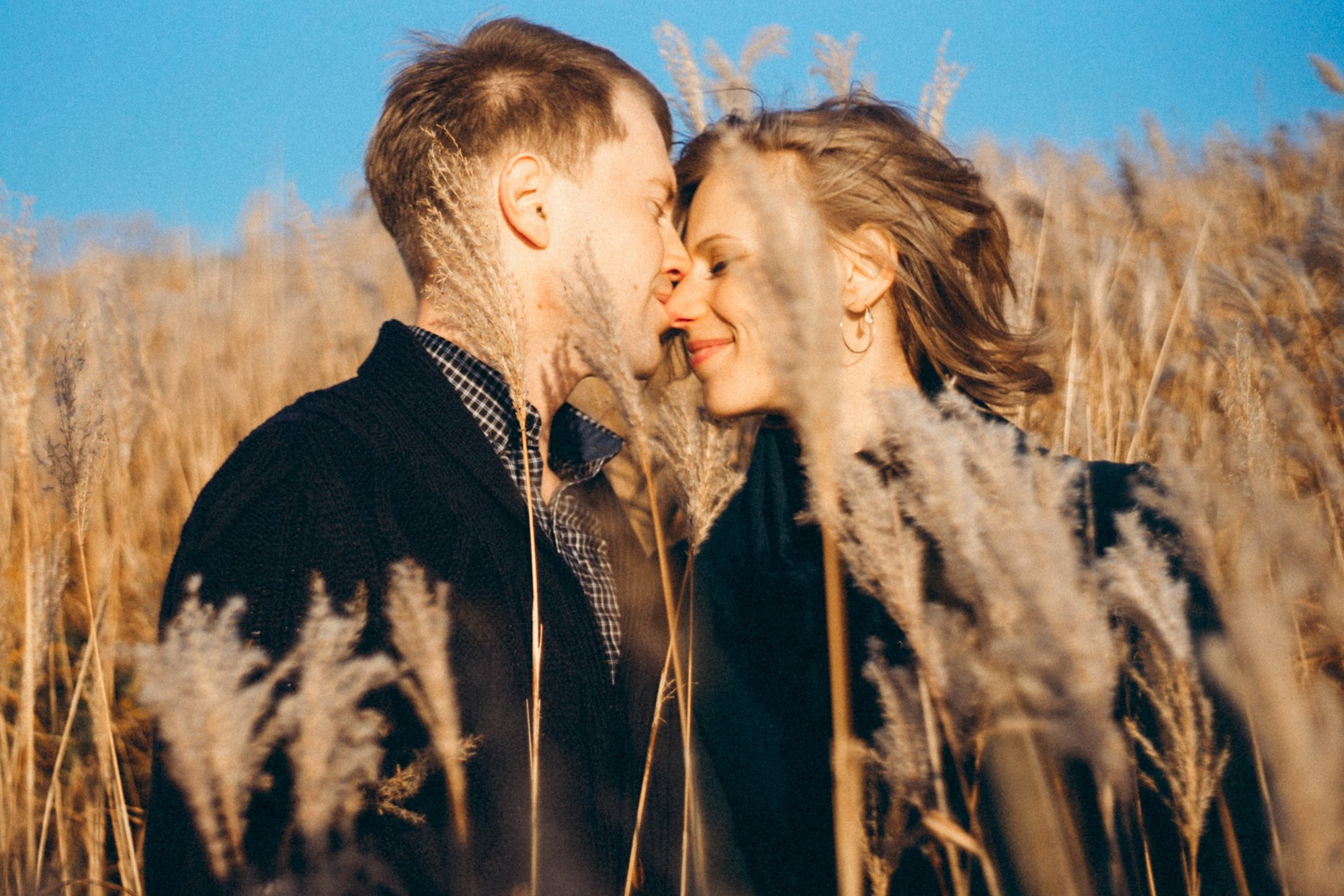 Proposal by the ocean. Wedding Photography & Videography Team in California, Los Angeles, San Francisco, San Diego and Travel