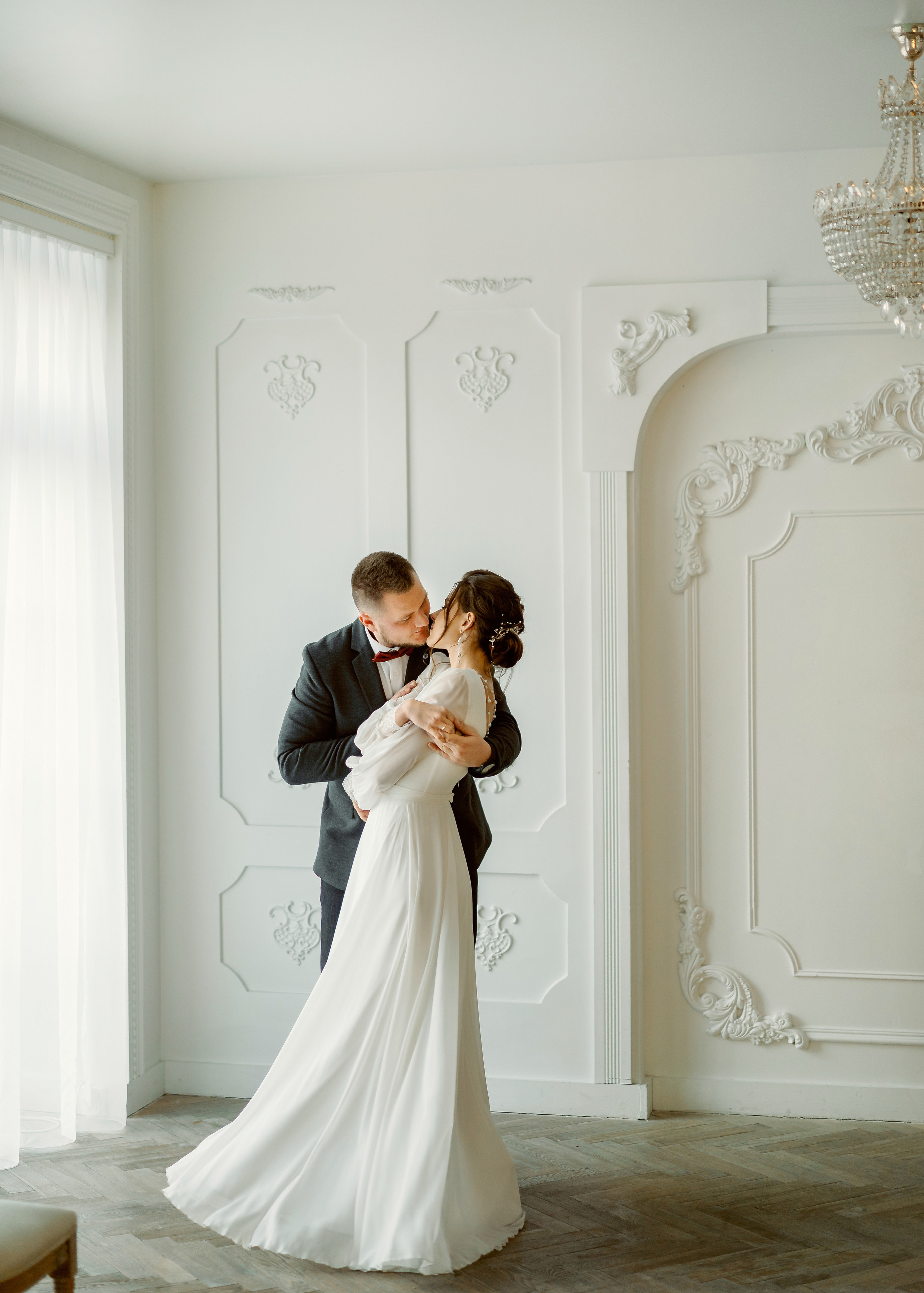 Studio Wedding Portraits. Wedding Photography & Videography Team in California, Los Angeles, San Francisco, San Diego and Travel