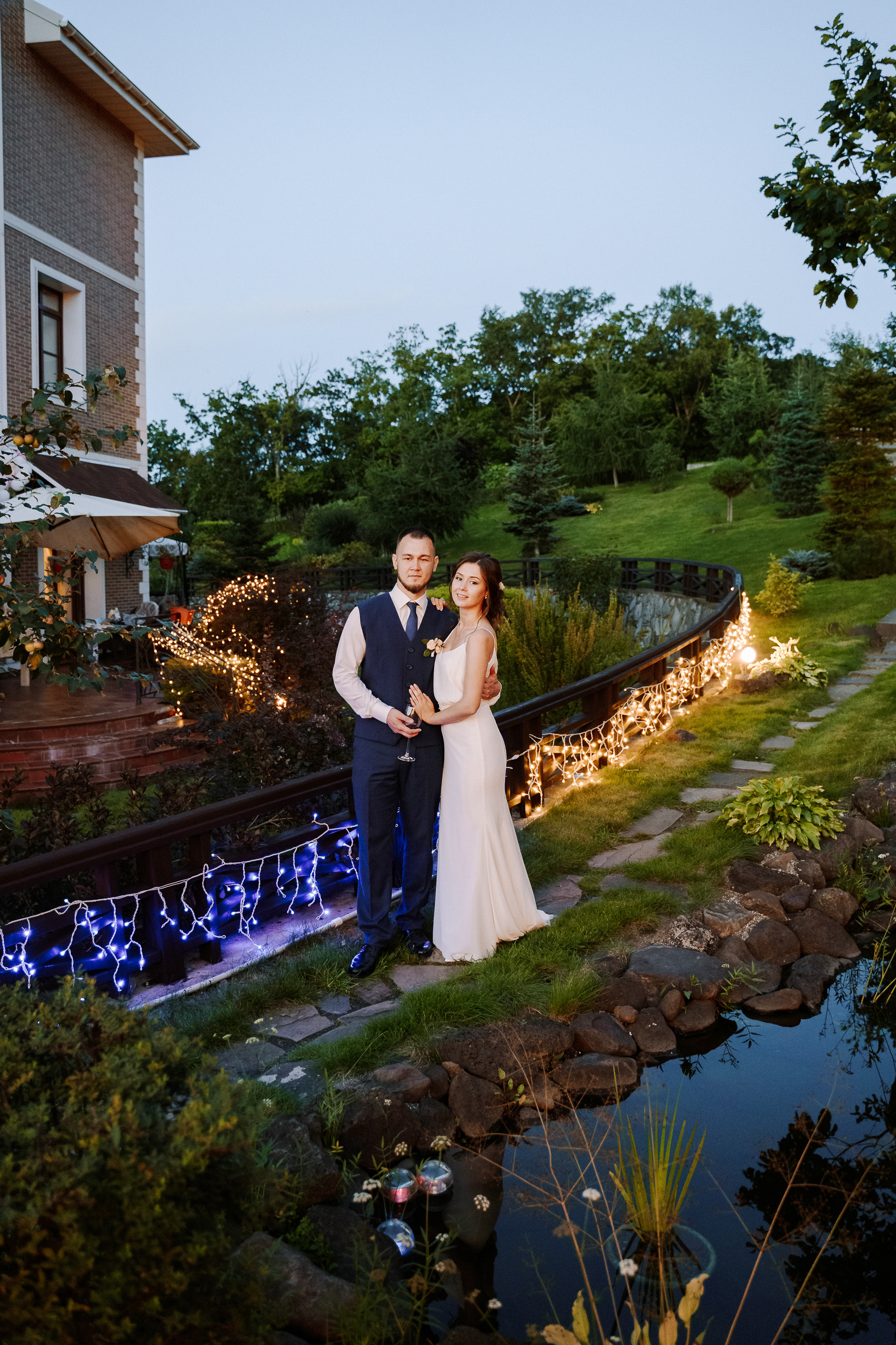 Backyard Wedding. Wedding Photography & Videography Team in California, Los Angeles, San Francisco, San Diego and Travel