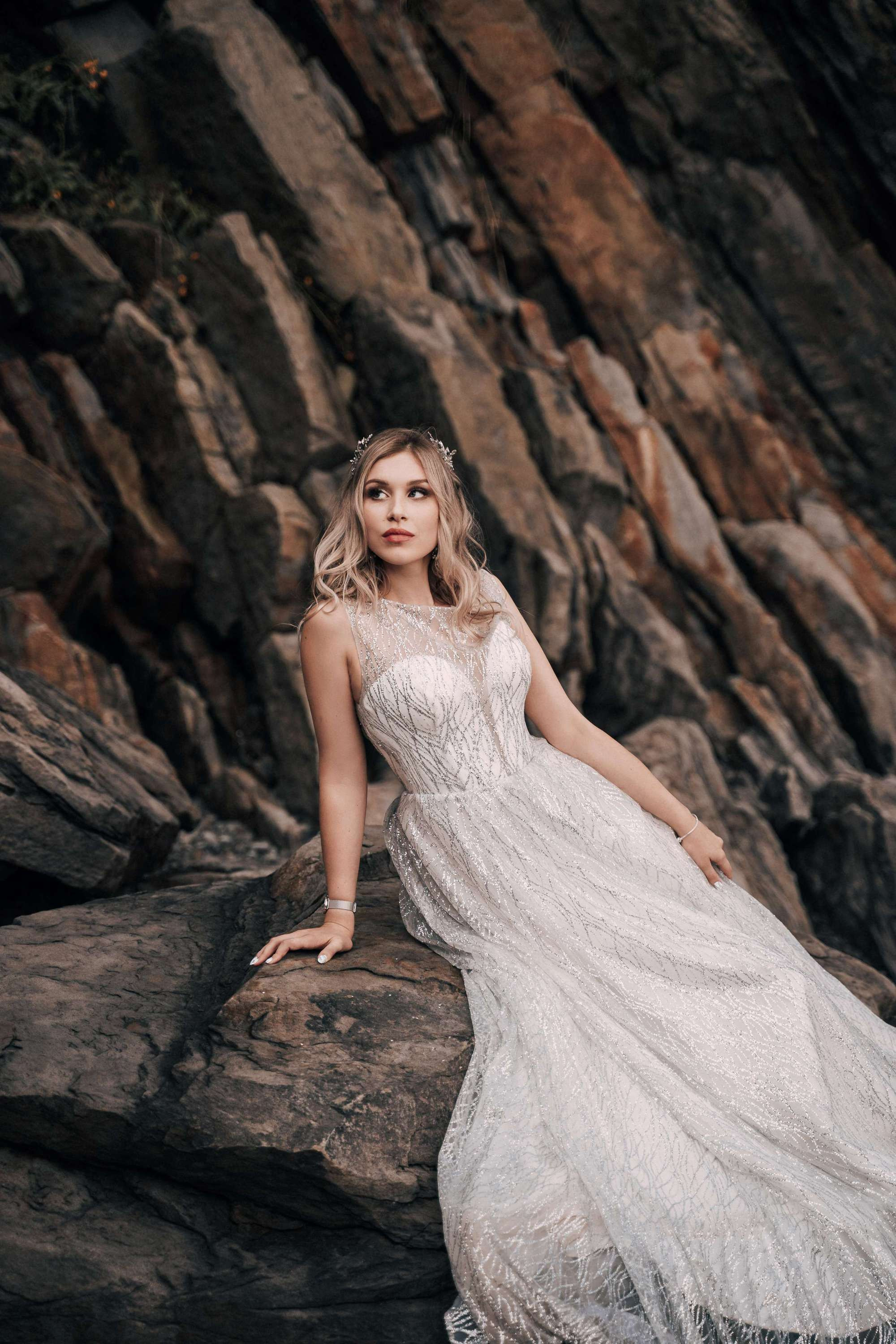 Rocky Ocean Elopement. Wedding Photography & Videography Team in California, Los Angeles, San Francisco, San Diego and Travel