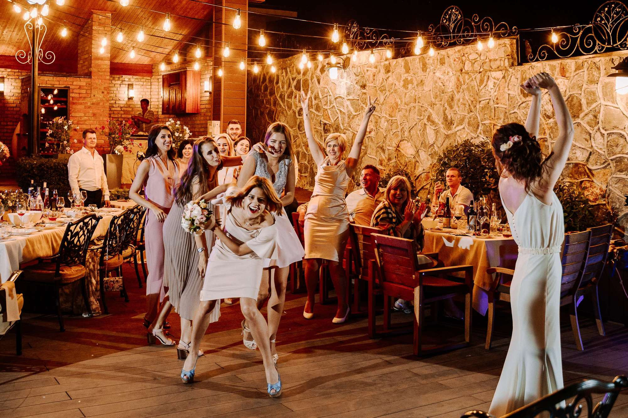 Backyard Wedding. Wedding Photography & Videography Team in California, Los Angeles, San Francisco, San Diego and Travel